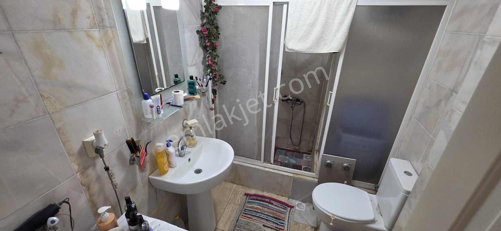 Karşıyaka Alaybeyde Sahil Yakını 3+1 Daire - Görsel 18