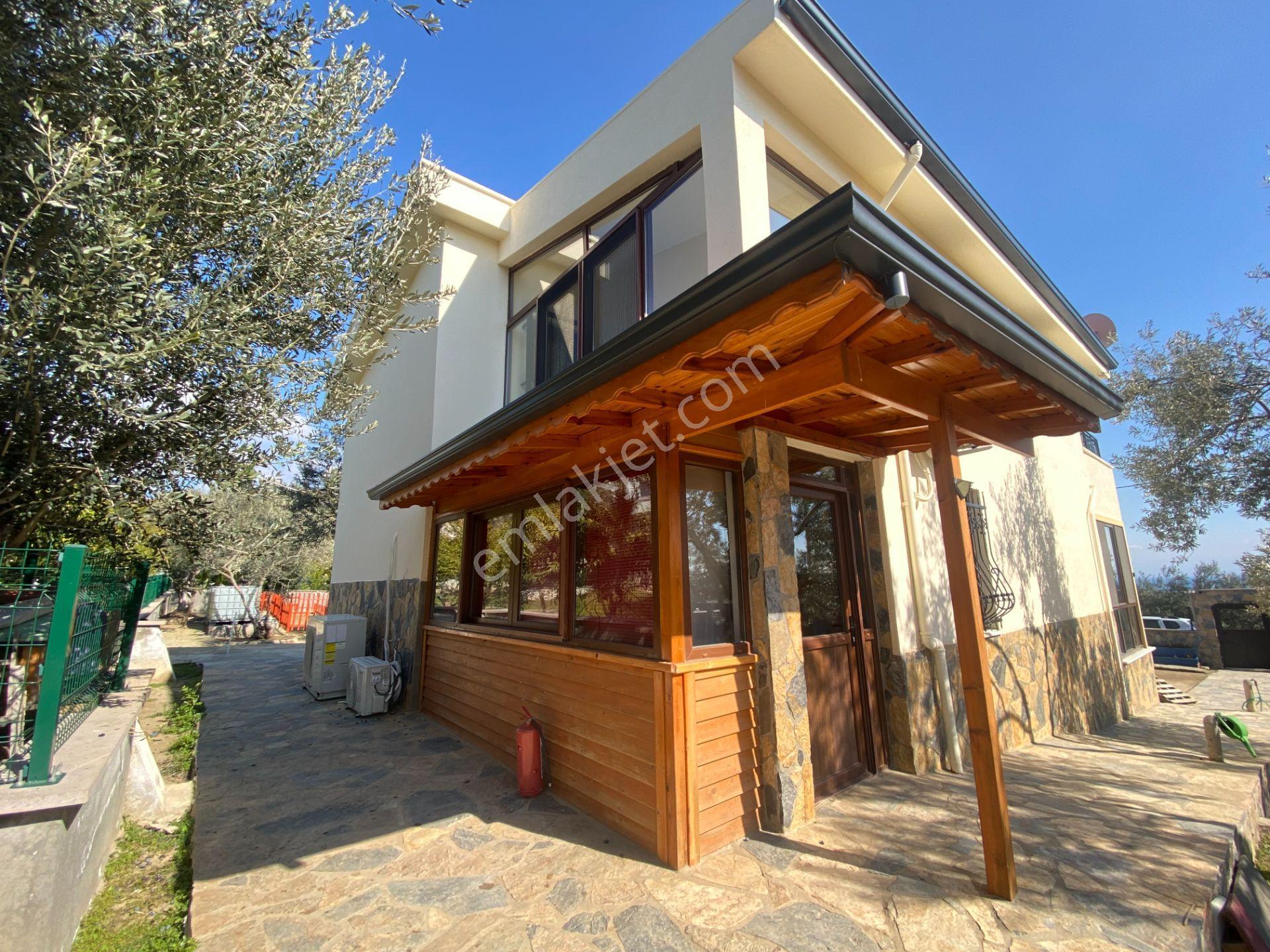 Altınoluk İlkbaharda Denize Yakın 1350m2 Arsa İçinde Emsalsiz Çiftlik Evi - Görsel 29