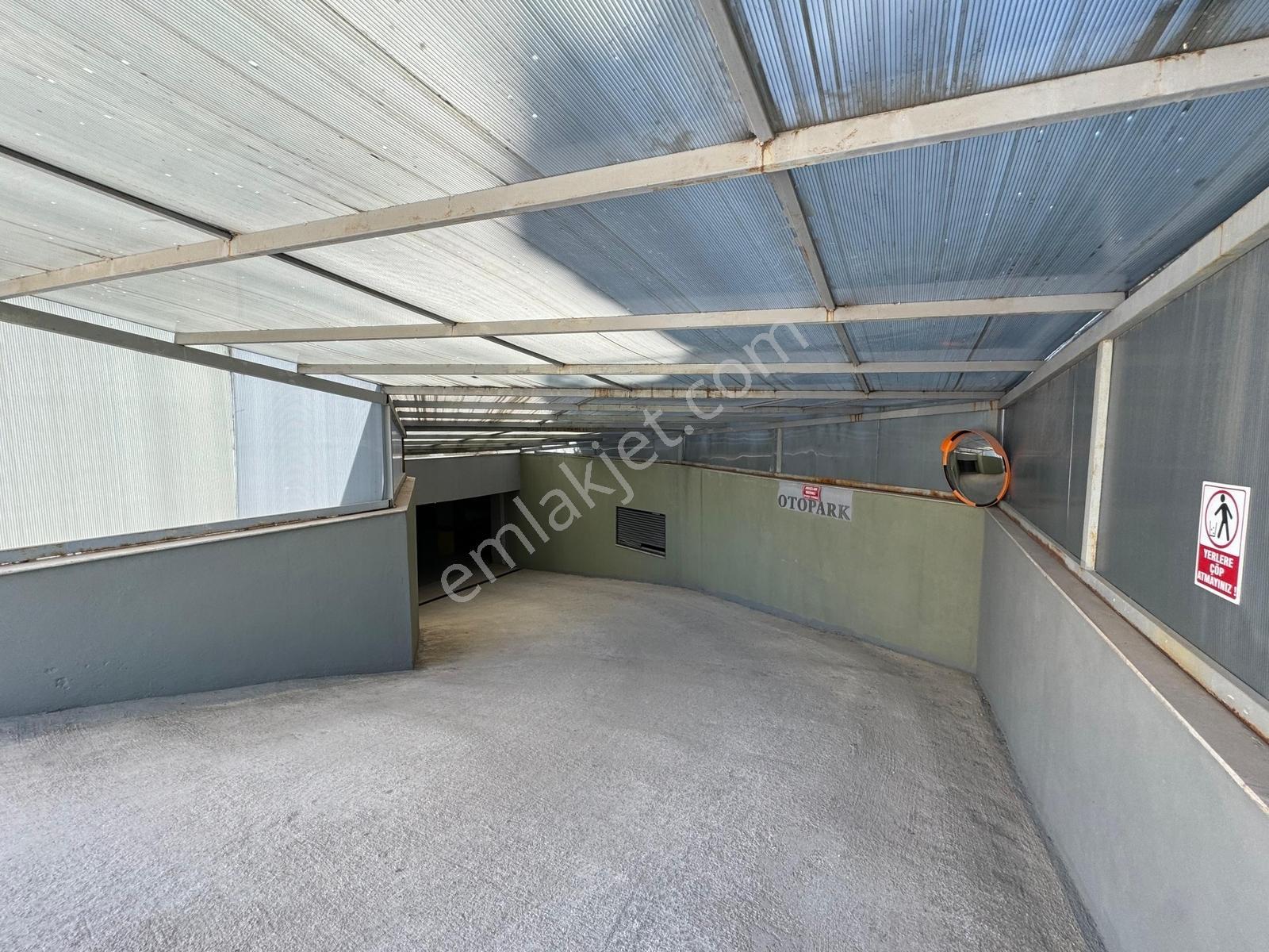 Gürselpaşa'da 8 Yaş/9katlı Apt/3+1/ç.banyo/g.odalı/sosyal Alanlı - Görsel 30