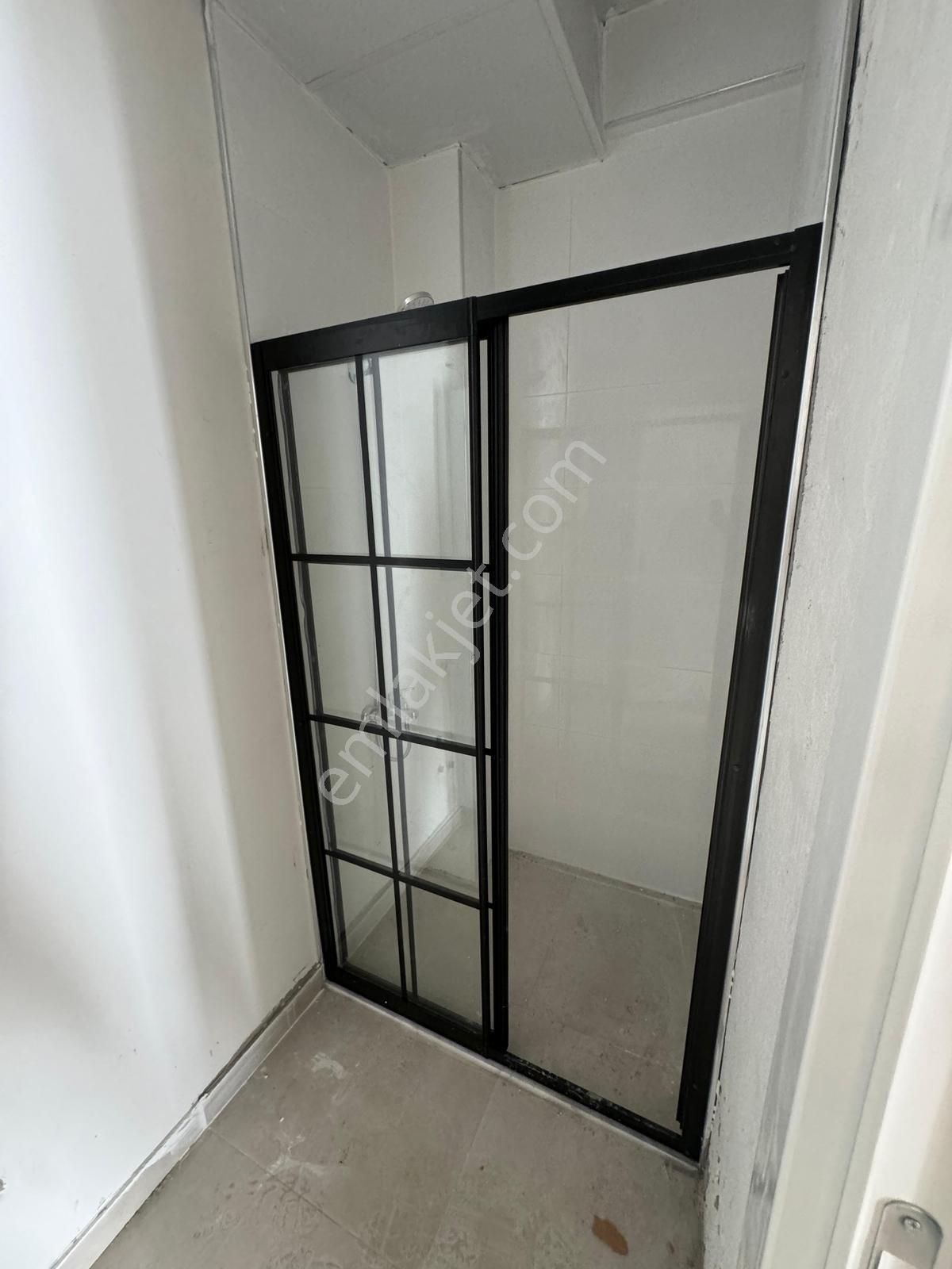 Gürselpaşa'da 8 Yaş/9katlı Apt/3+1/ç.banyo/g.odalı/sosyal Alanlı - Görsel 19