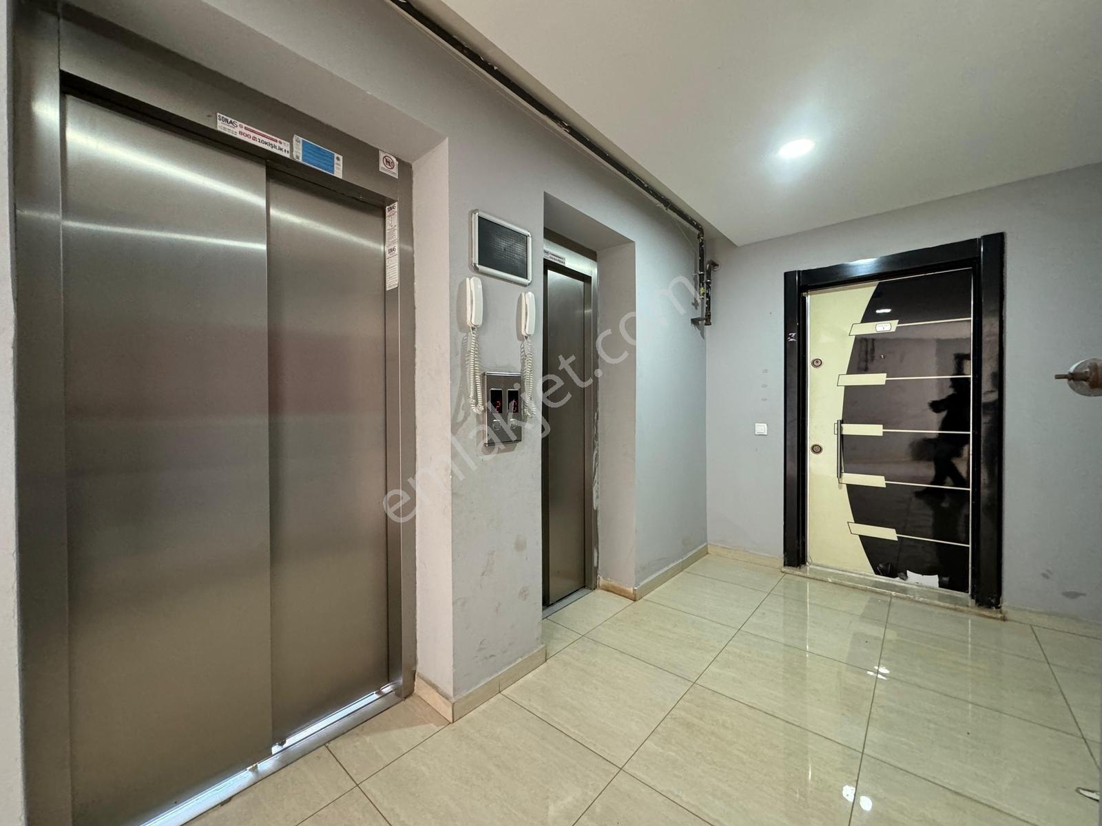 Gürselpaşa'da 8 Yaş/9katlı Apt/3+1/ç.banyo/g.odalı/sosyal Alanlı - Görsel 32