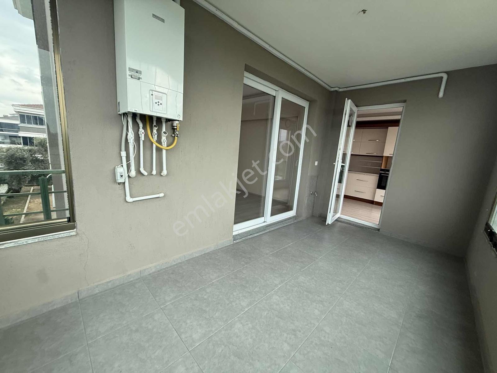 Kent Gayrimenkul'den Lüks Ara Kat Önü Açık Kiralık Daire - Görsel 2