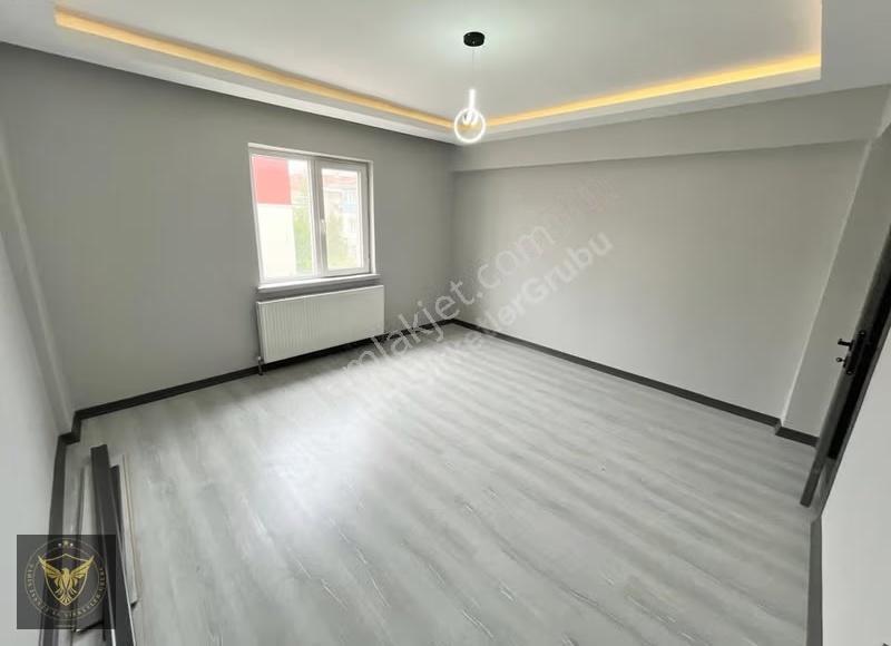 Metrobüse Komşu Şık Tasarımlı Nisan Ayına Özel 2+1 Daire Fırsatı - Görsel 13