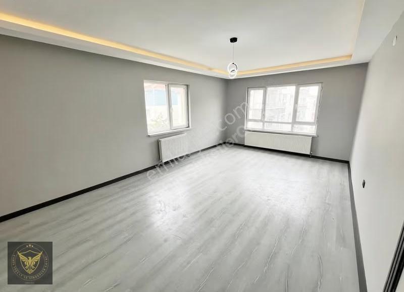 Metrobüse Komşu Şık Tasarımlı Nisan Ayına Özel 2+1 Daire Fırsatı - Görsel 10
