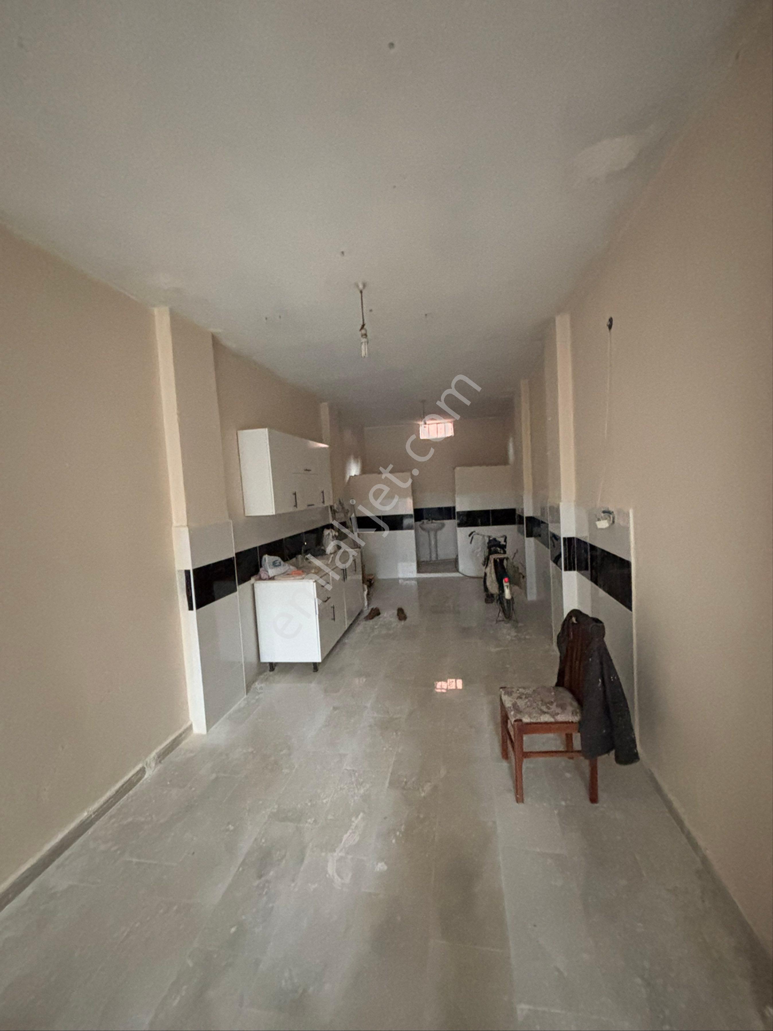 Turgutlu Pazar Cami Mevkisinde Kiralık Dükkan - Görsel 3