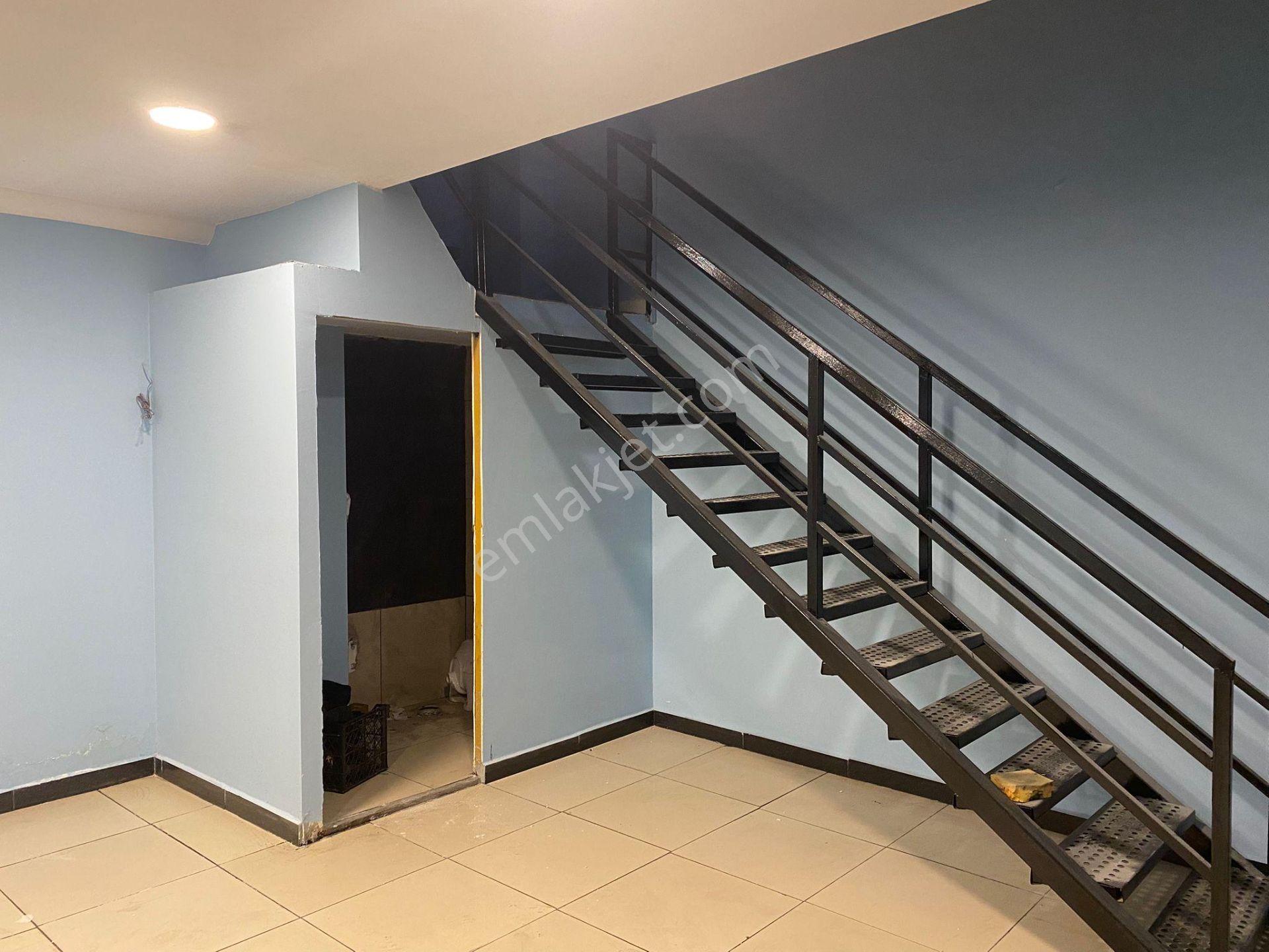 Rönesans Gayrimenkulden Asma Katlı 110m² Kiralık Dükkan - Görsel 2