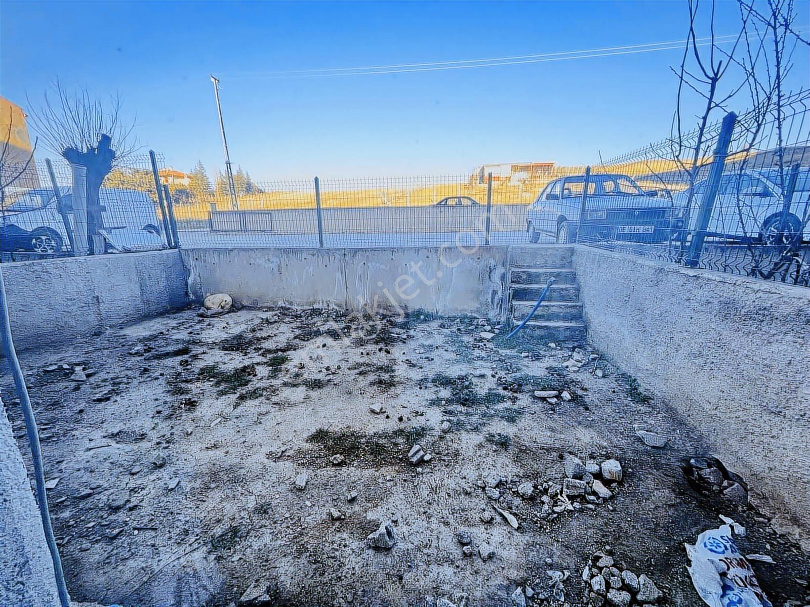 ▄akdağ'dan▄ 300m2 Ferah K.köyünde Site İçerisinde 5+1 Villa - Görsel 19