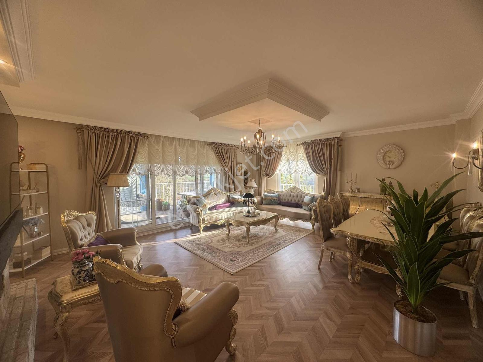 Atakum Beypınarda Satılık Ultra Lüks Villa