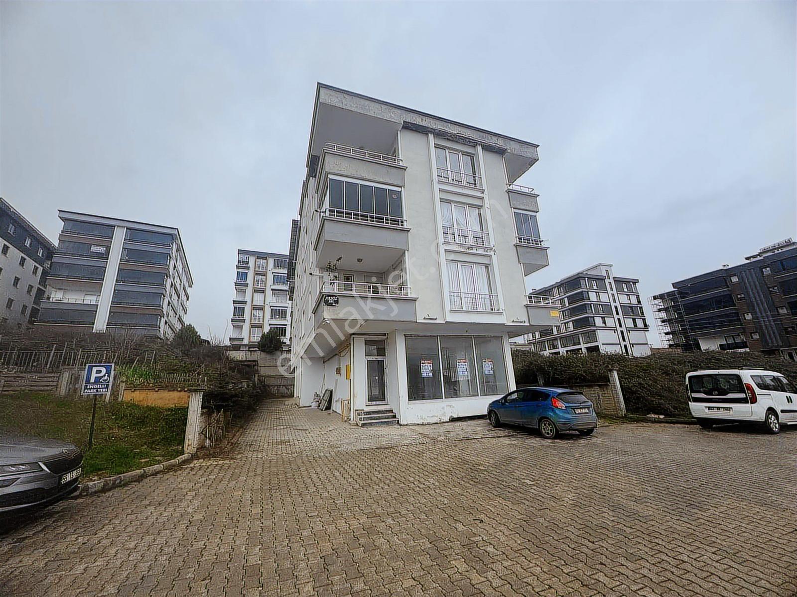 Bölgenin En Geniş Kiralık 3+1 Dairesi - Görsel 12