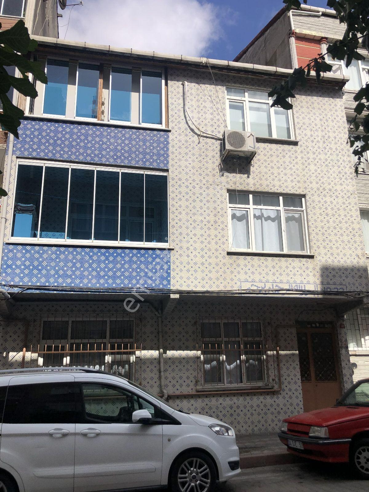 Sultangazi 50. Yıl'da Komple Bina Satılık (108m² Arsa Payı) - Görsel 3