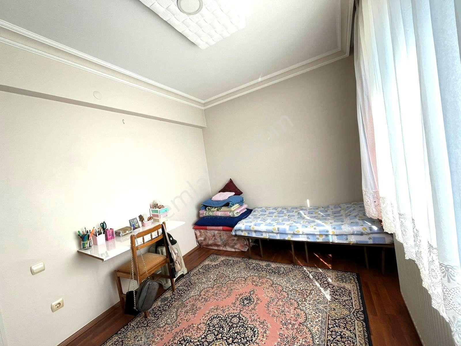 Erdem Emlak Ofisinden Satılık Derebahçede Satılık Site İçinde 3.kat 180 M2 Daire - Görsel 19