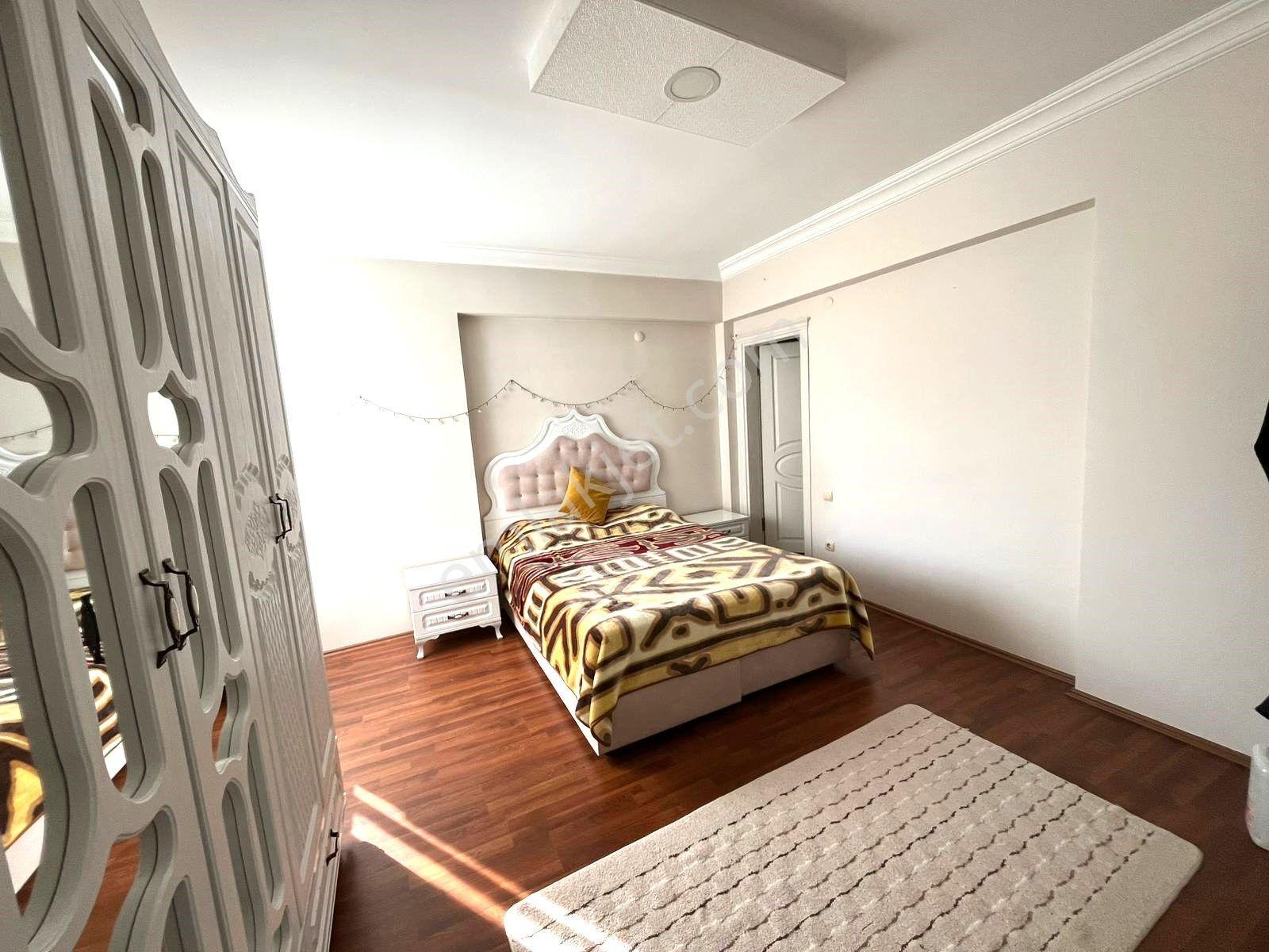 Erdem Emlak Ofisinden Satılık Derebahçede Satılık Site İçinde 3.kat 180 M2 Daire - Görsel 29