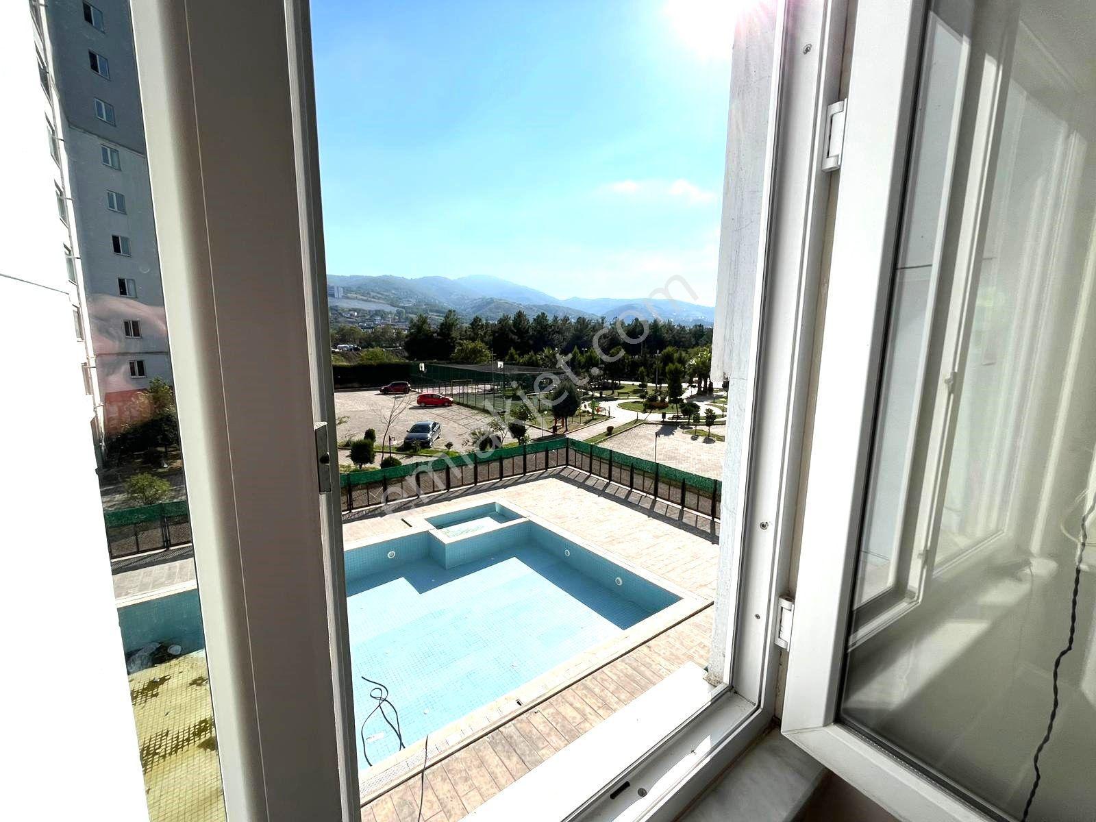 Erdem Emlak Ofisinden Satılık Derebahçede Satılık Site İçinde 3.kat 180 M2 Daire - Görsel 26