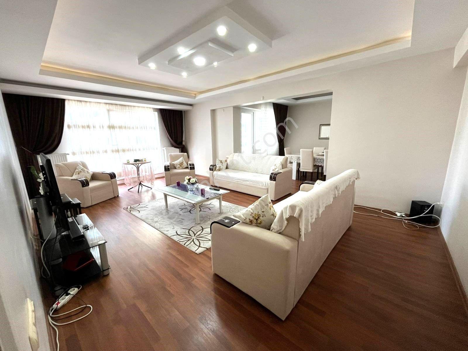 Erdem Emlak Ofisinden Satılık Derebahçede Satılık Site İçinde 3.kat 180 M2 Daire - Görsel 15