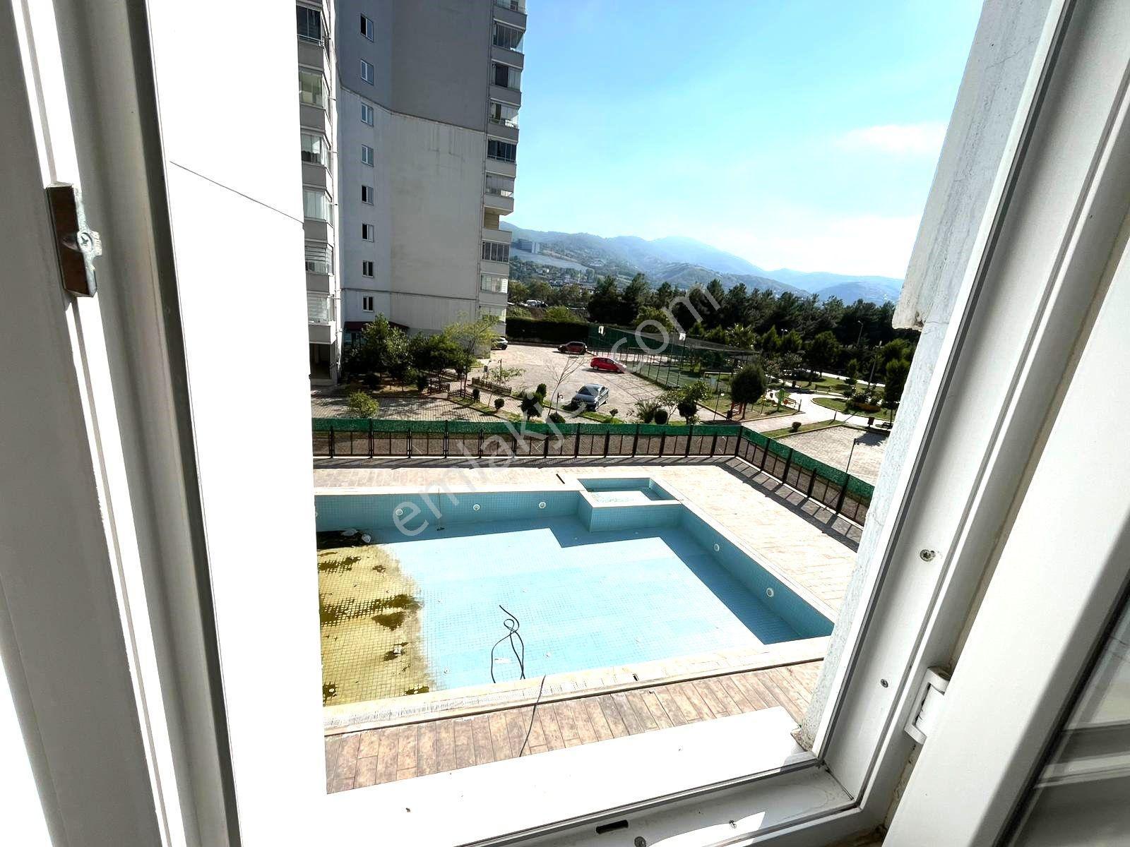 Erdem Emlak Ofisinden Satılık Derebahçede Satılık Site İçinde 3.kat 180 M2 Daire - Görsel 25