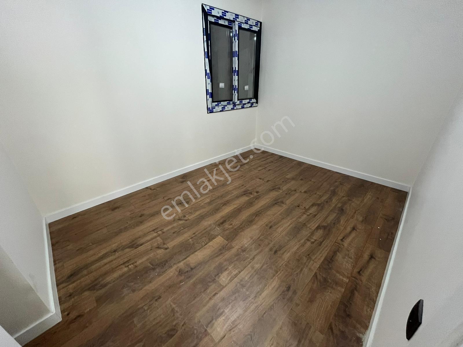 Asil'den Üçkuyularda Cadde Üzeri 3+1 Köşe Arakat Lüks Daire - Görsel 22