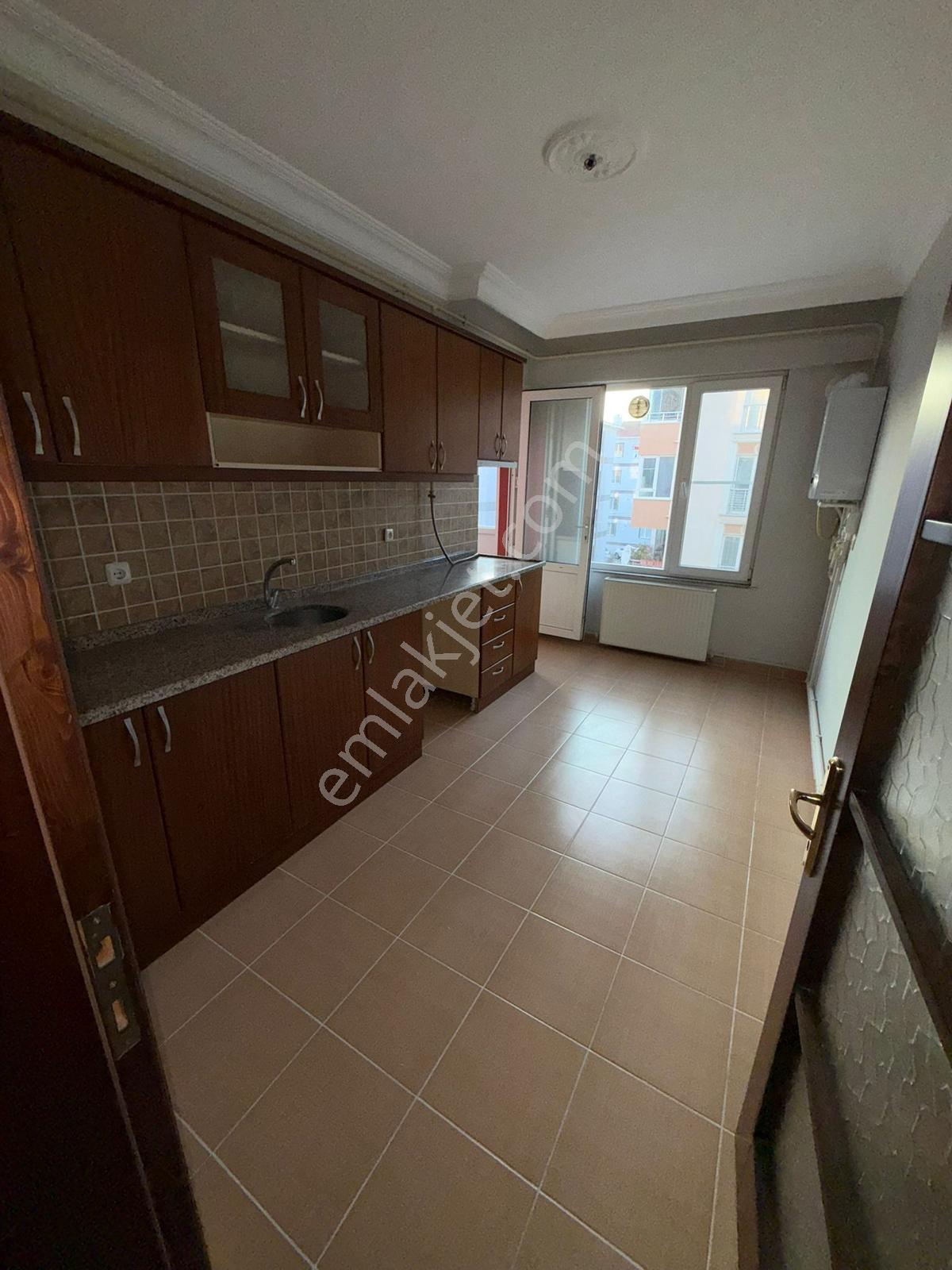 ꧁ Kemalpaşa Mah'de 3+1 125m² Ara Kat Kiralık Daire꧂ - Görsel 14