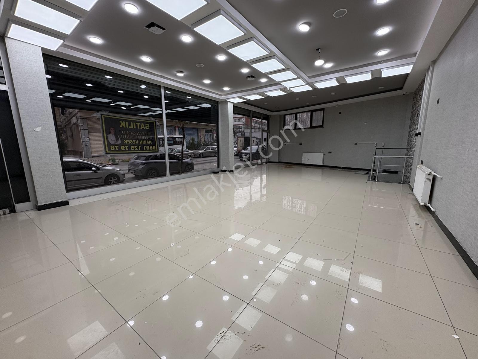 Bağcılar Kirazlı Mahallesi 250m2 Dekorasyonlu Dükkan-mağaza - Görsel 25