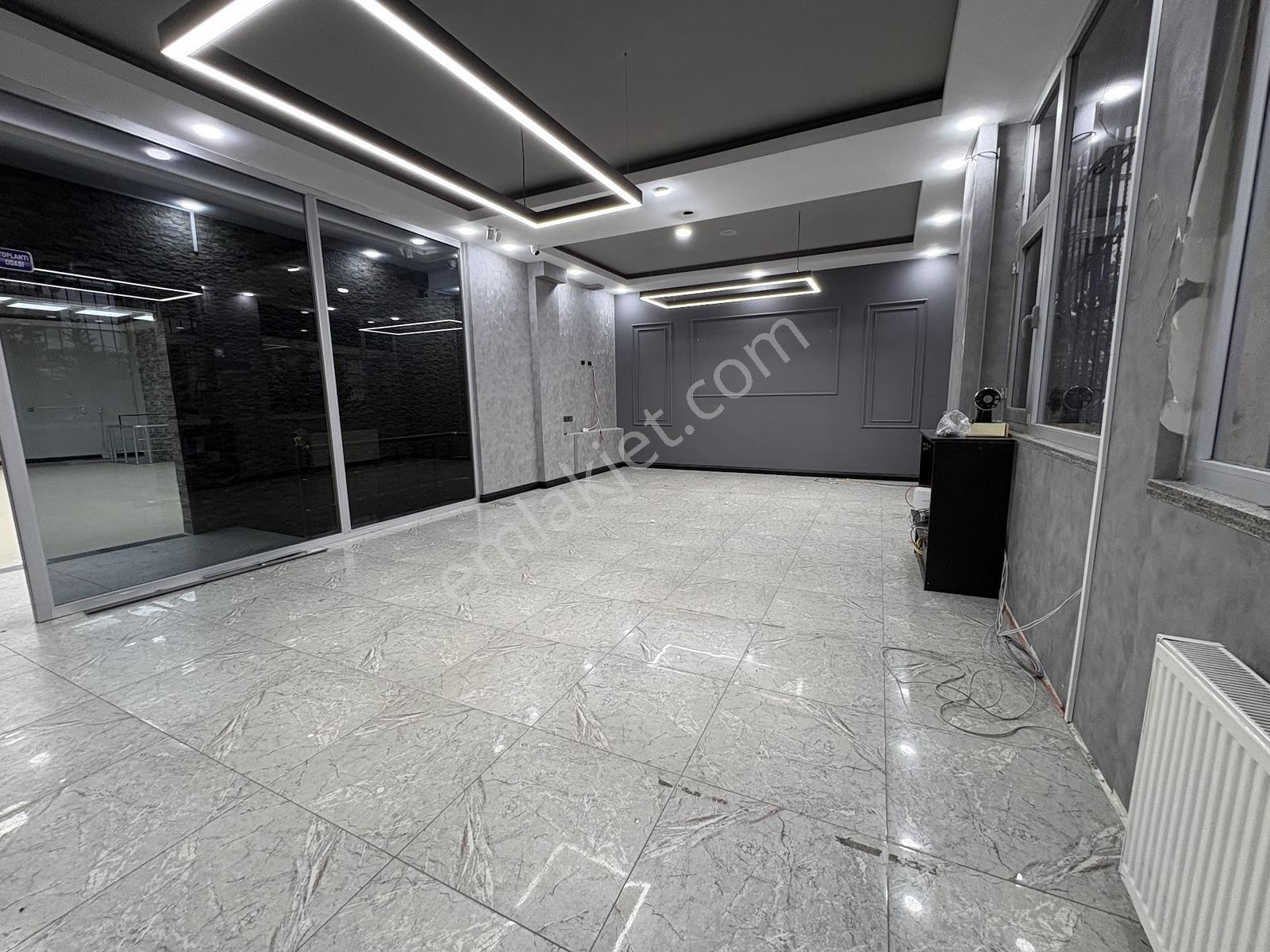 Bağcılar Kirazlı Mahallesi 250m2 Dekorasyonlu Dükkan-mağaza - Görsel 31
