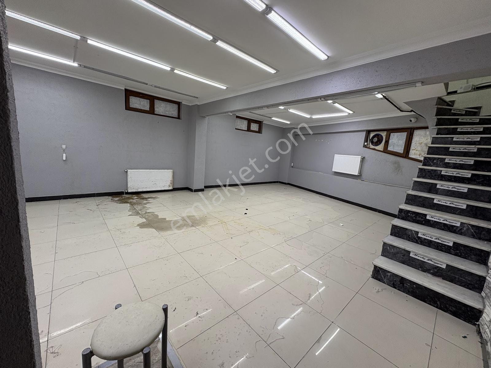Bağcılar Kirazlı Mahallesi 250m2 Dekorasyonlu Dükkan-mağaza - Görsel 13