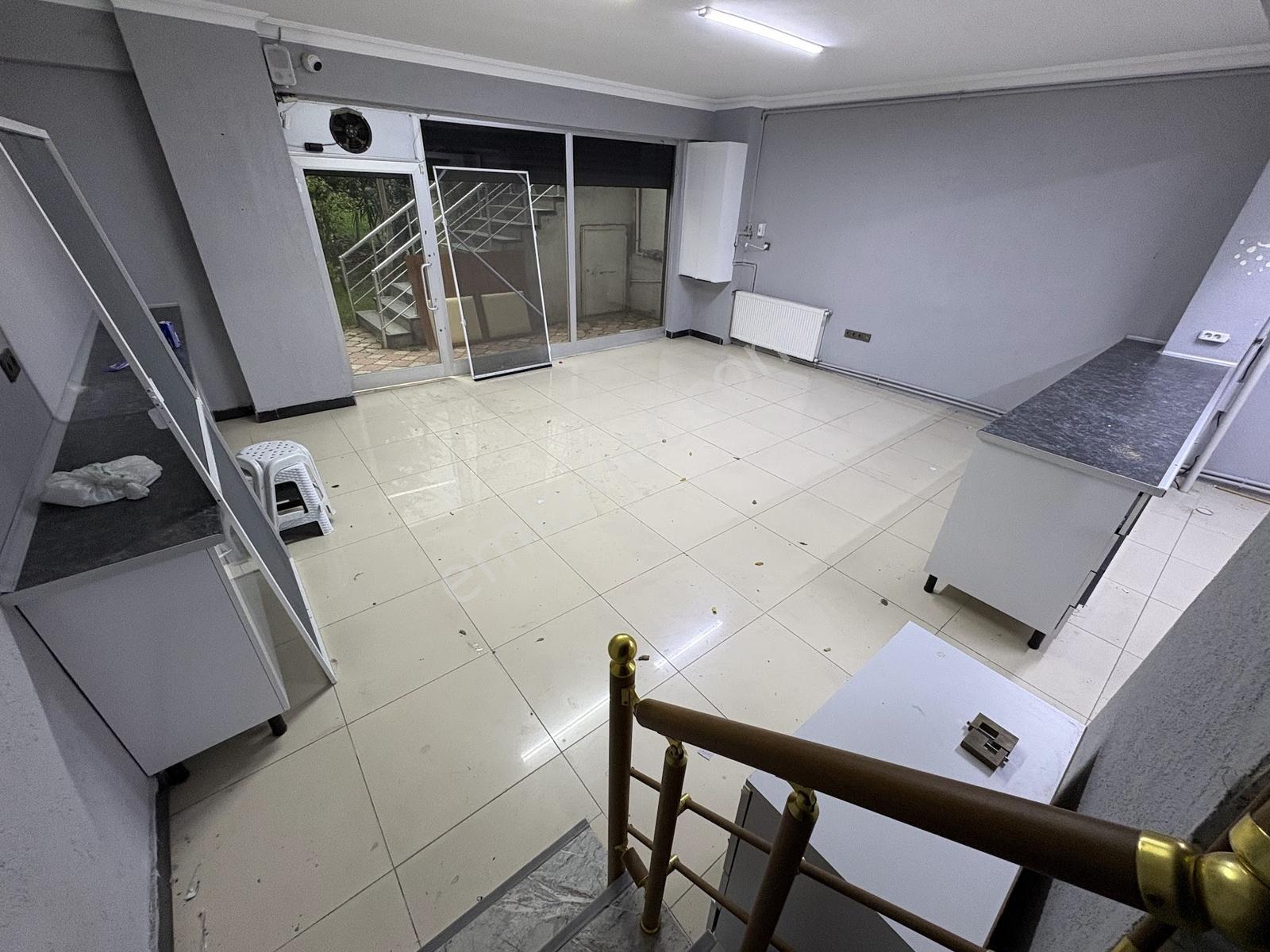 Bağcılar Kirazlı Mahallesi 250m2 Dekorasyonlu Dükkan-mağaza - Görsel 20