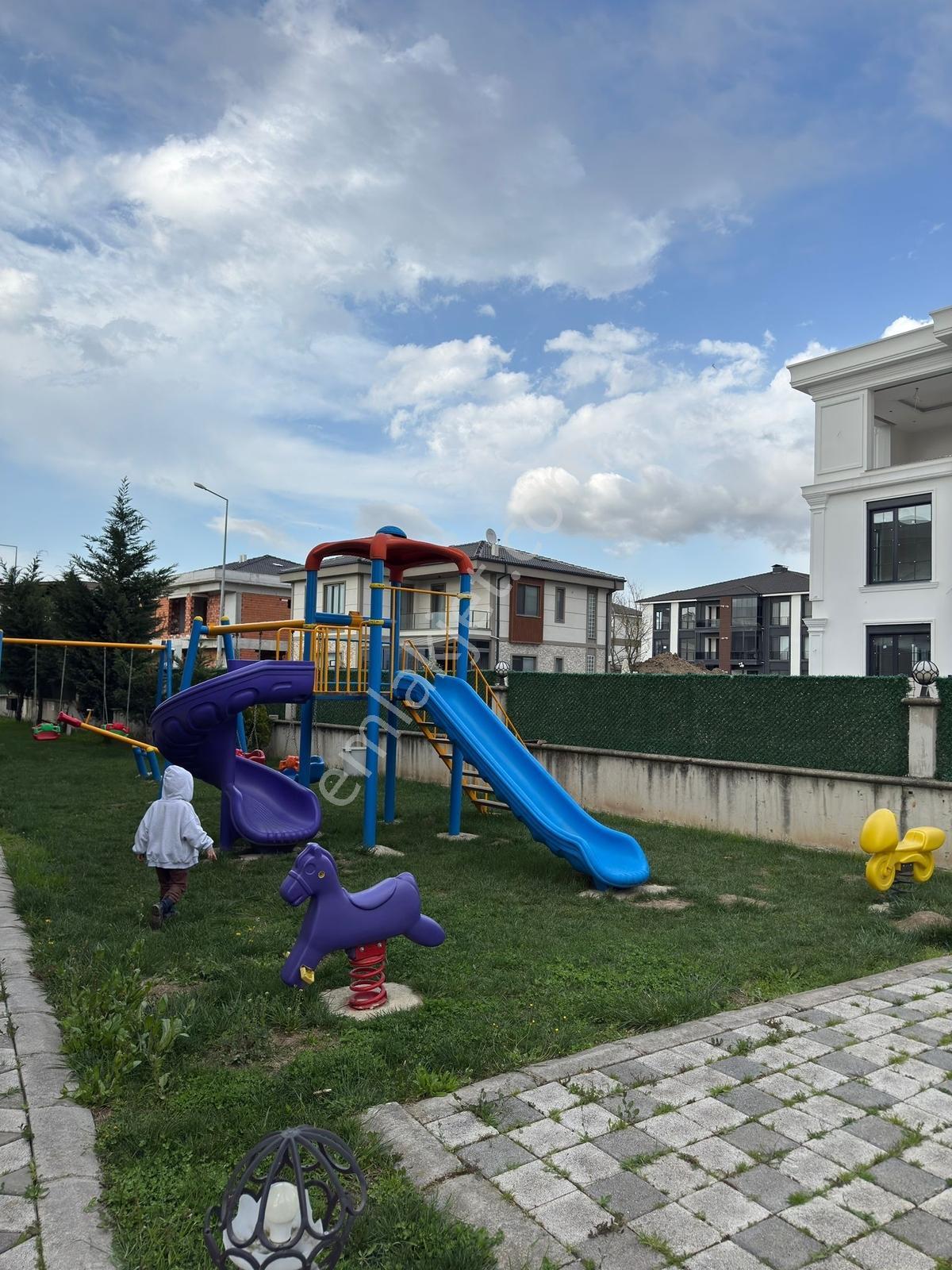 Yazlıkta Havuzlu Site İçerisinde Satılık 3+1 Daire - Görsel 5