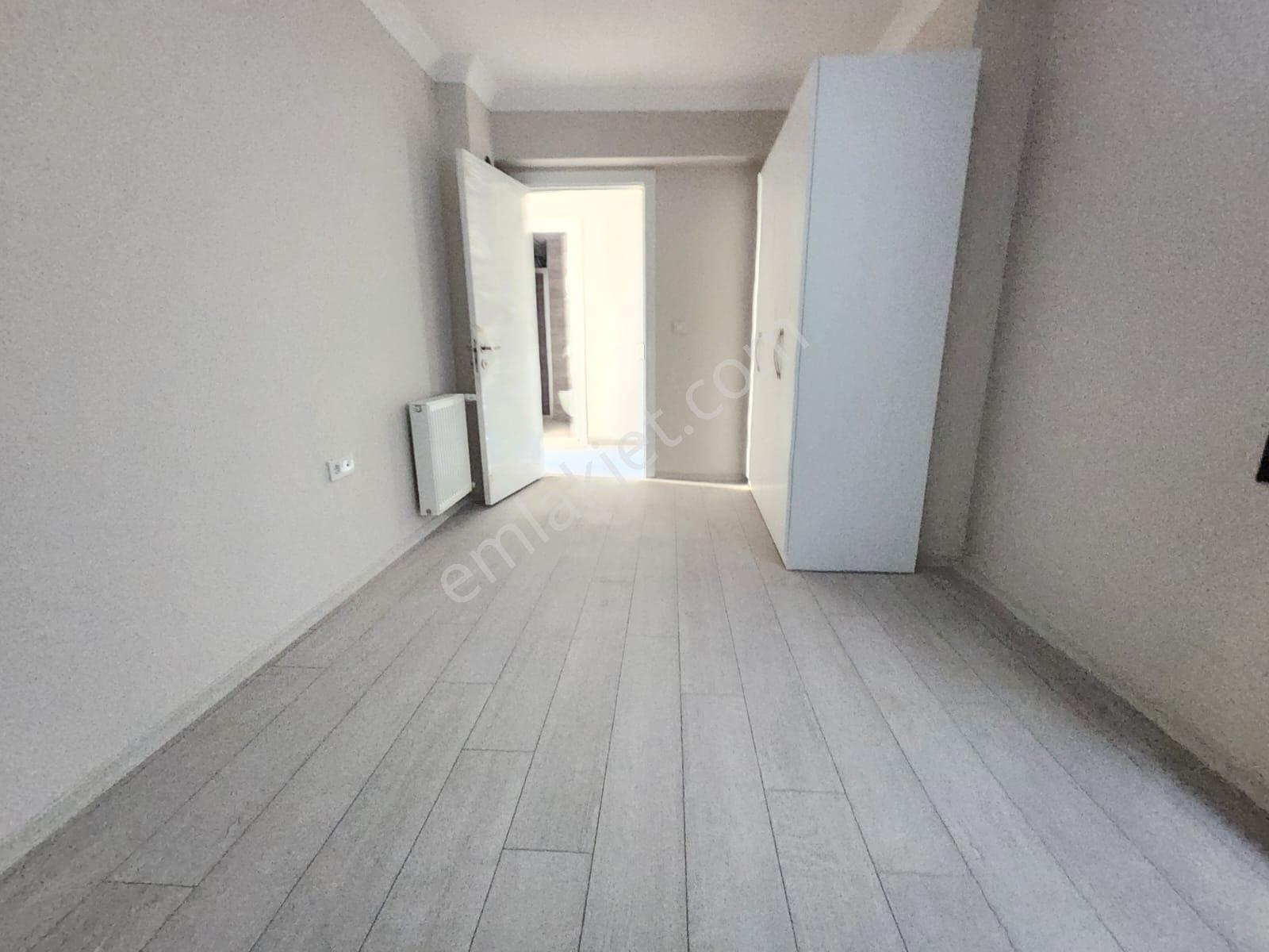 Bostanlı Merkezde Sıfır 2+1 Daire Satılık - Görsel 16