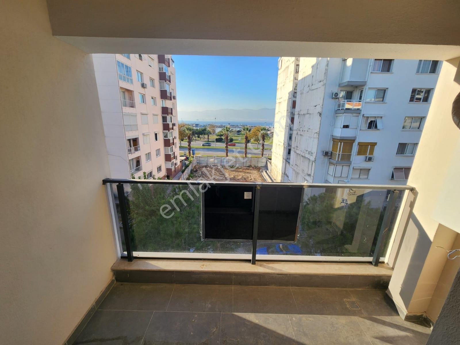 Bostanlı Merkezde Sıfır 2+1 Daire Satılık - Görsel 35