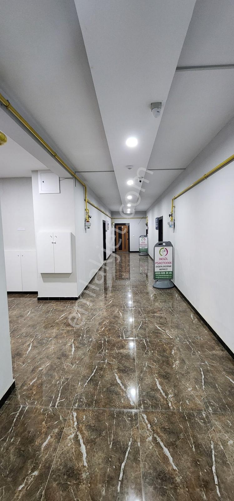 Kariye'den Şimşek Plaza İş Merkezin'de 40 M² İçi Yapılı Ofis - Görsel 17