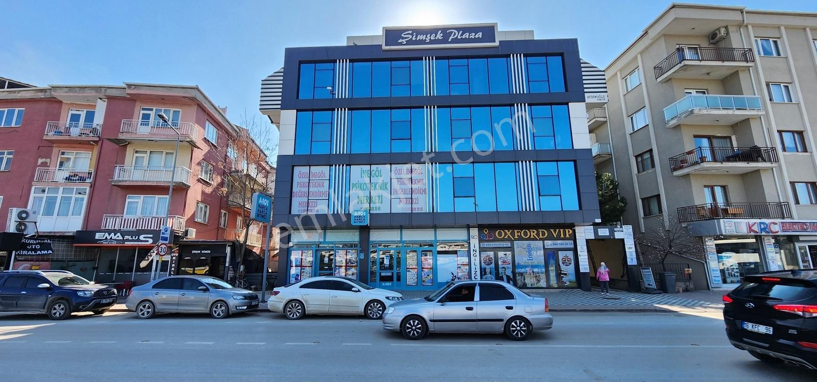Kariye'den Şimşek Plaza İş Merkezin'de 40 M² İçi Yapılı Ofis