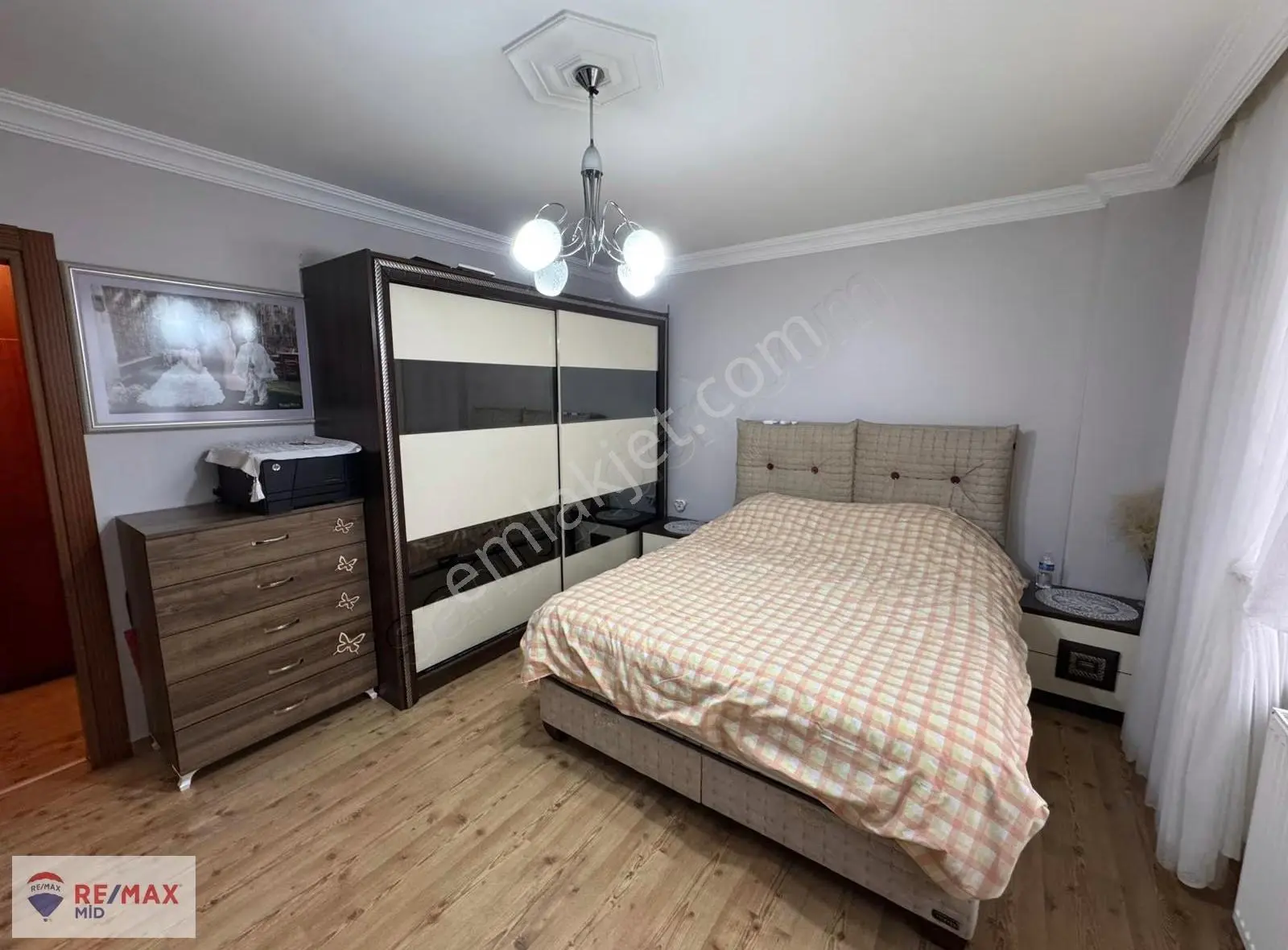 Remax Mid Paşaalanı Rezidanslar Bölgesi Satılık 3+1 - Görsel 2