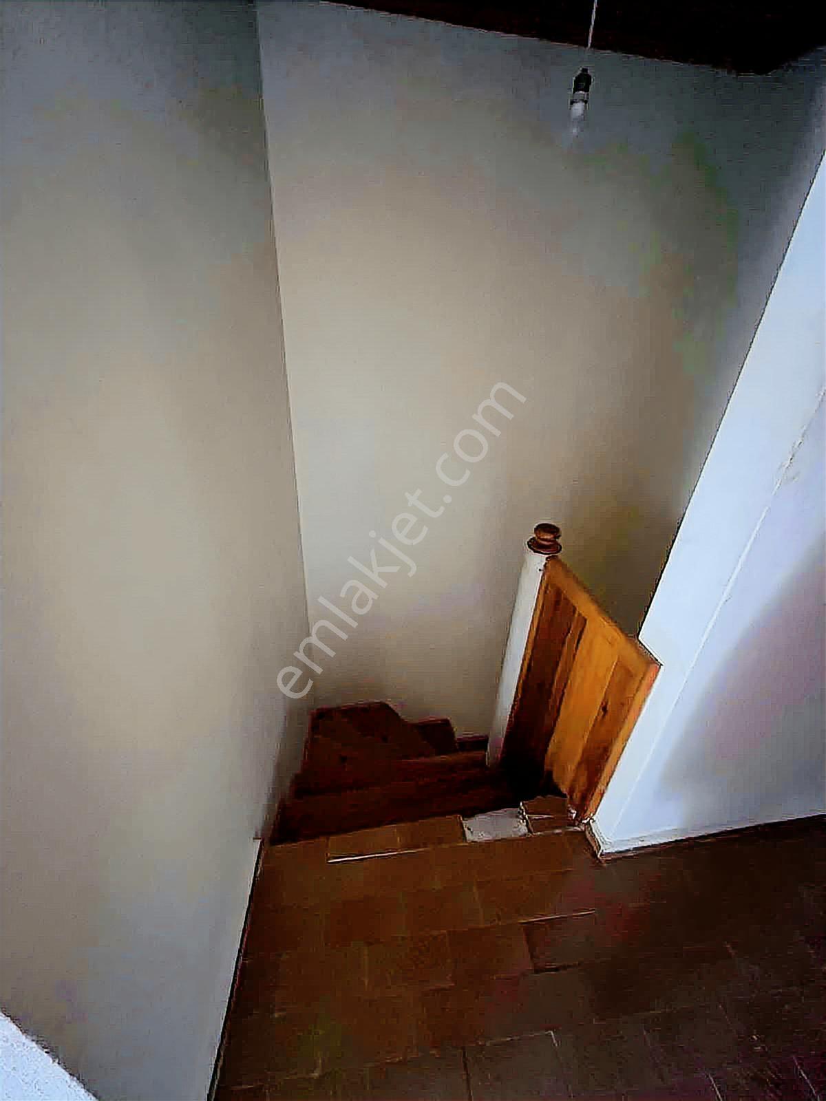 İzmit Veliahmet Cumhuriyet Parkı Yakını 5+2 Kiralık Daire - Görsel 20