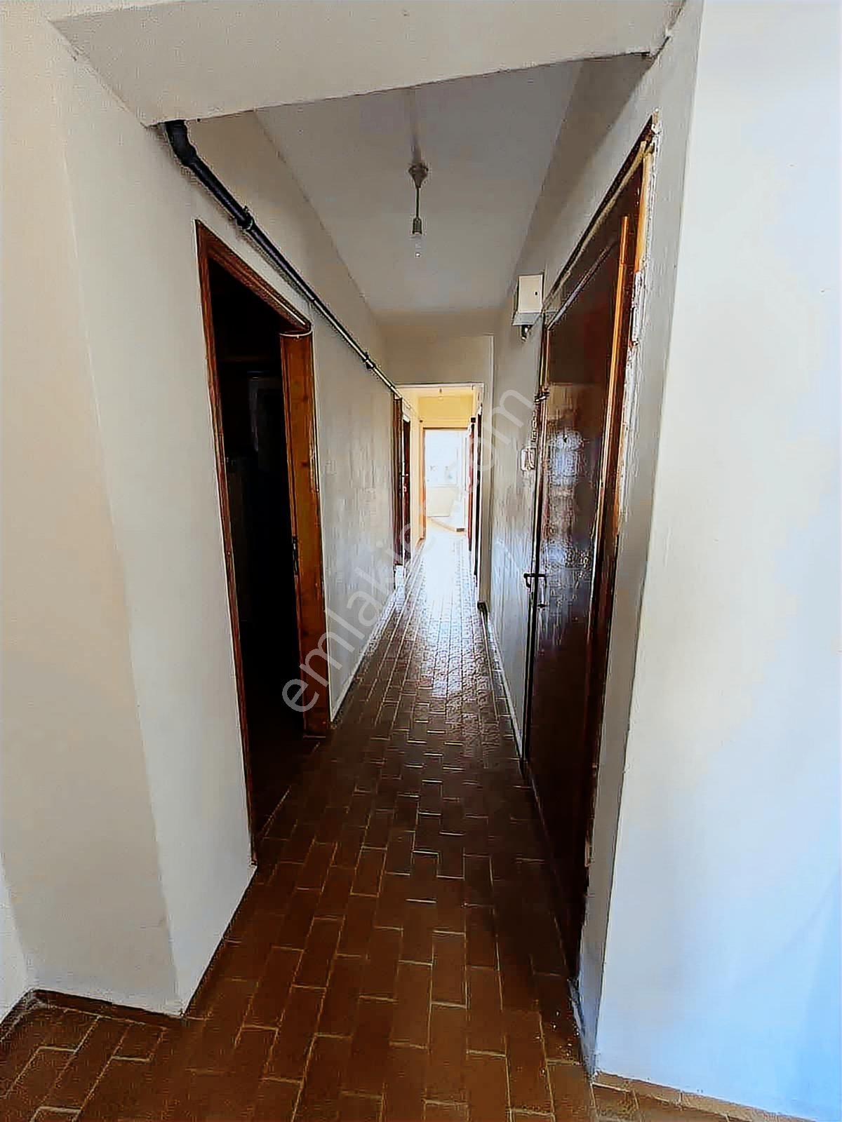 İzmit Veliahmet Cumhuriyet Parkı Yakını 5+2 Kiralık Daire - Görsel 25