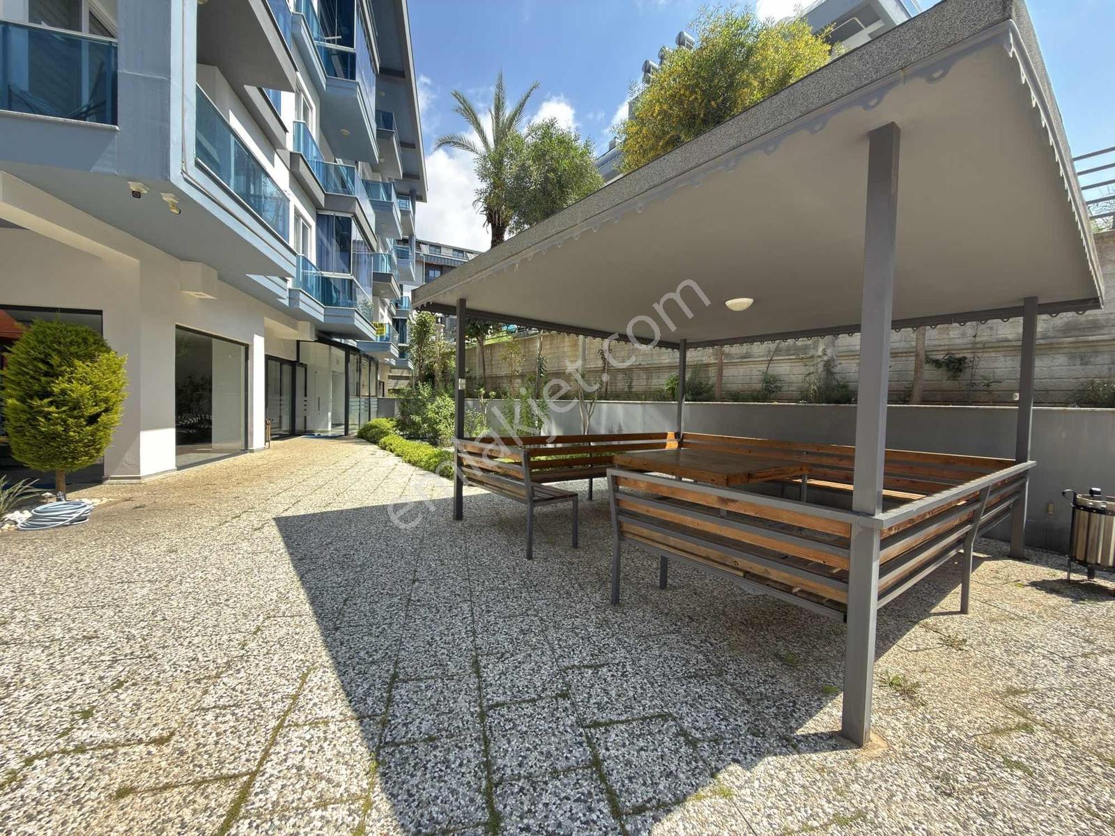 Oba Çarşamba Da Site İçerisinde Satılık 2+1 Eşyalı Dublex Daire - Görsel 7
