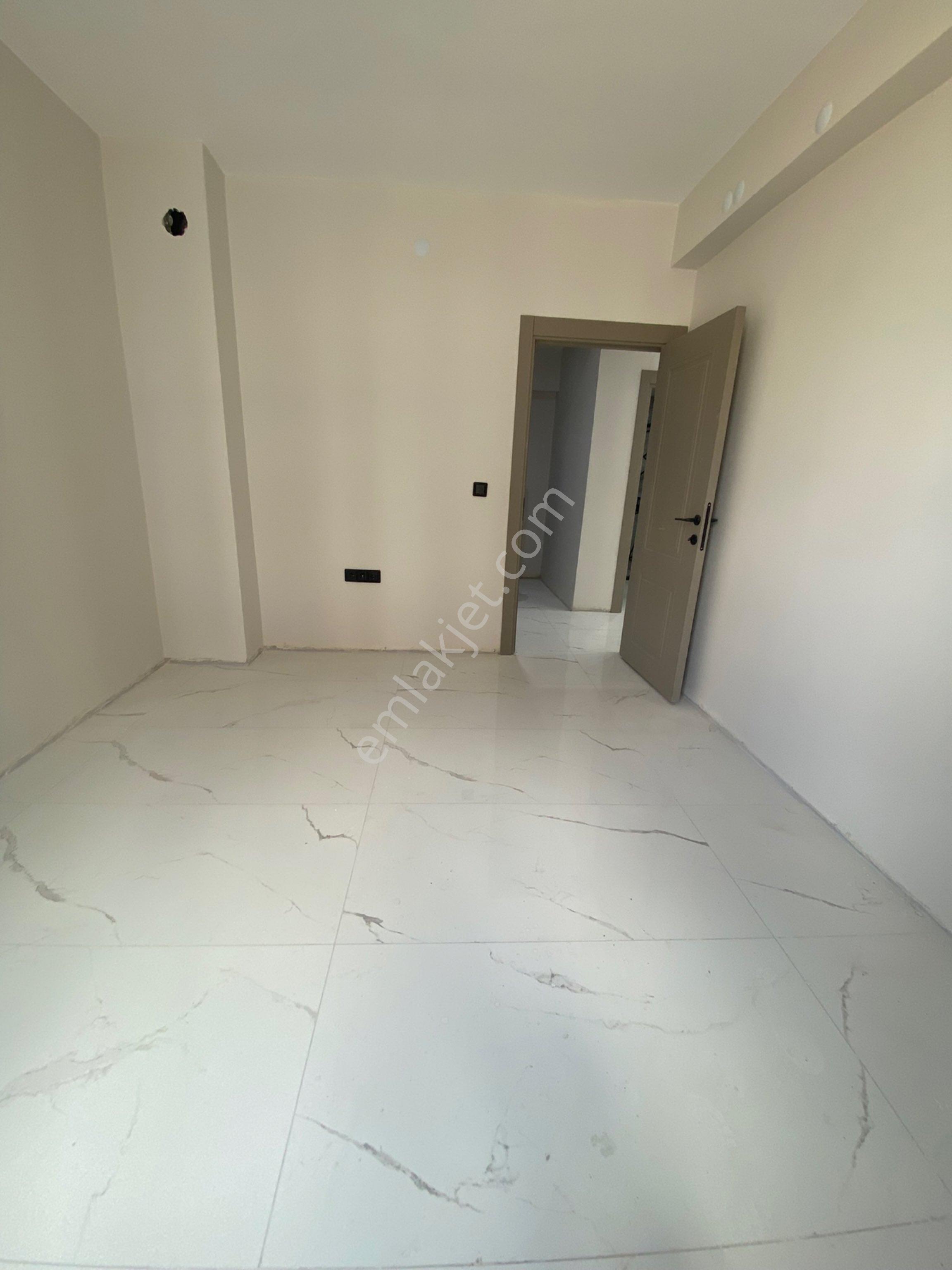 Özgür Gayrimenkul'den Site İçi 2+1 Havuzlu Lüks Daire - Görsel 6