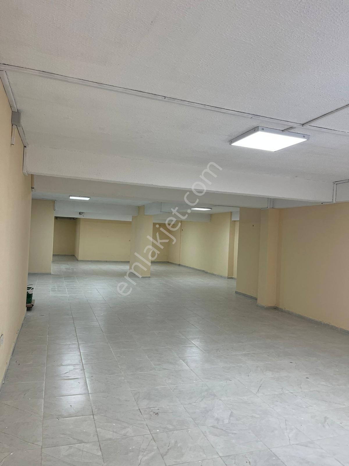Esenyurt'ta Satılık 350 M2 Dükkan - Görsel 2
