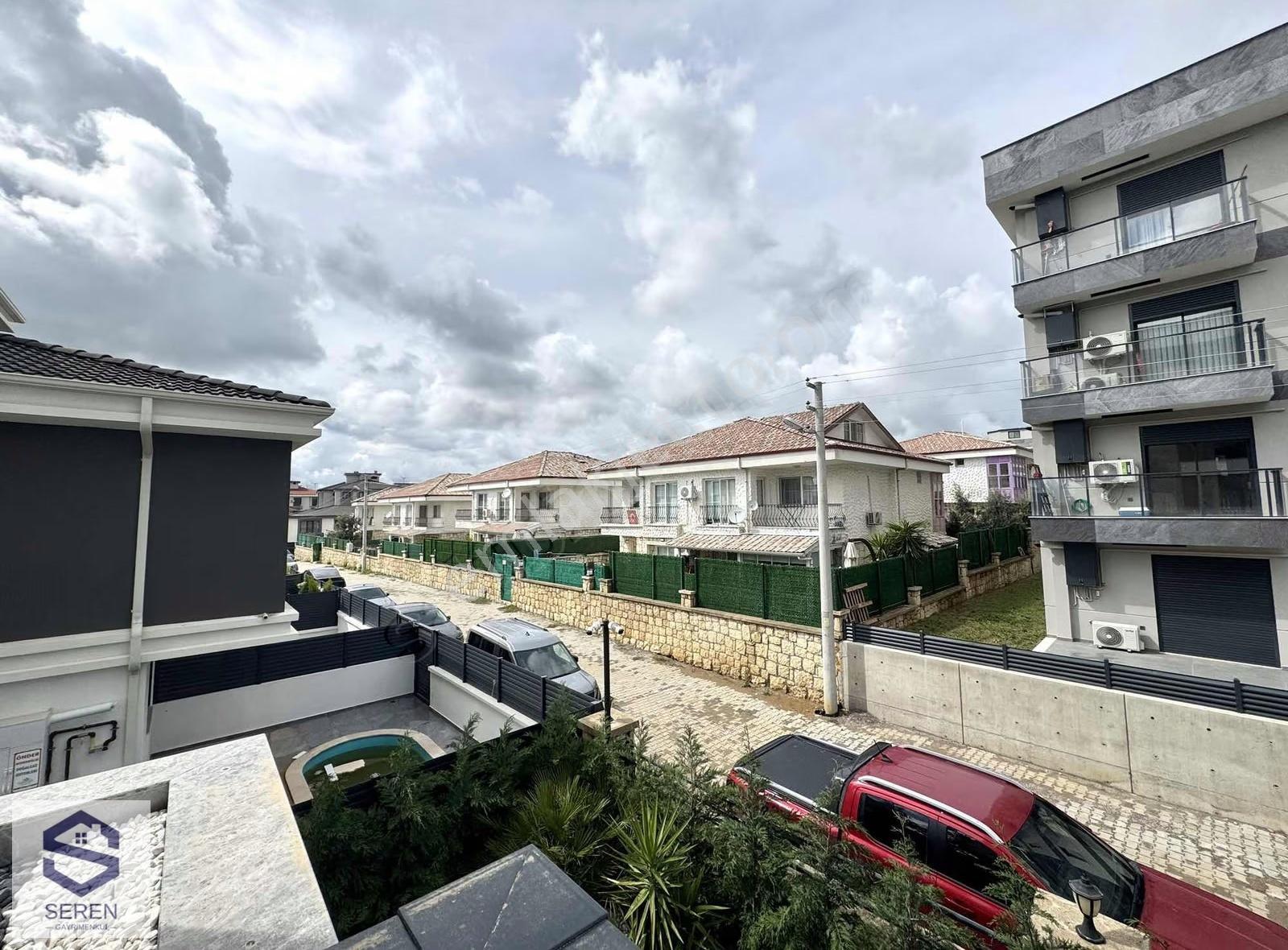 Seferihisar Necat Hepkon Mahallesinde Satılık Havuzlu Sitede 2+1 - Görsel 7
