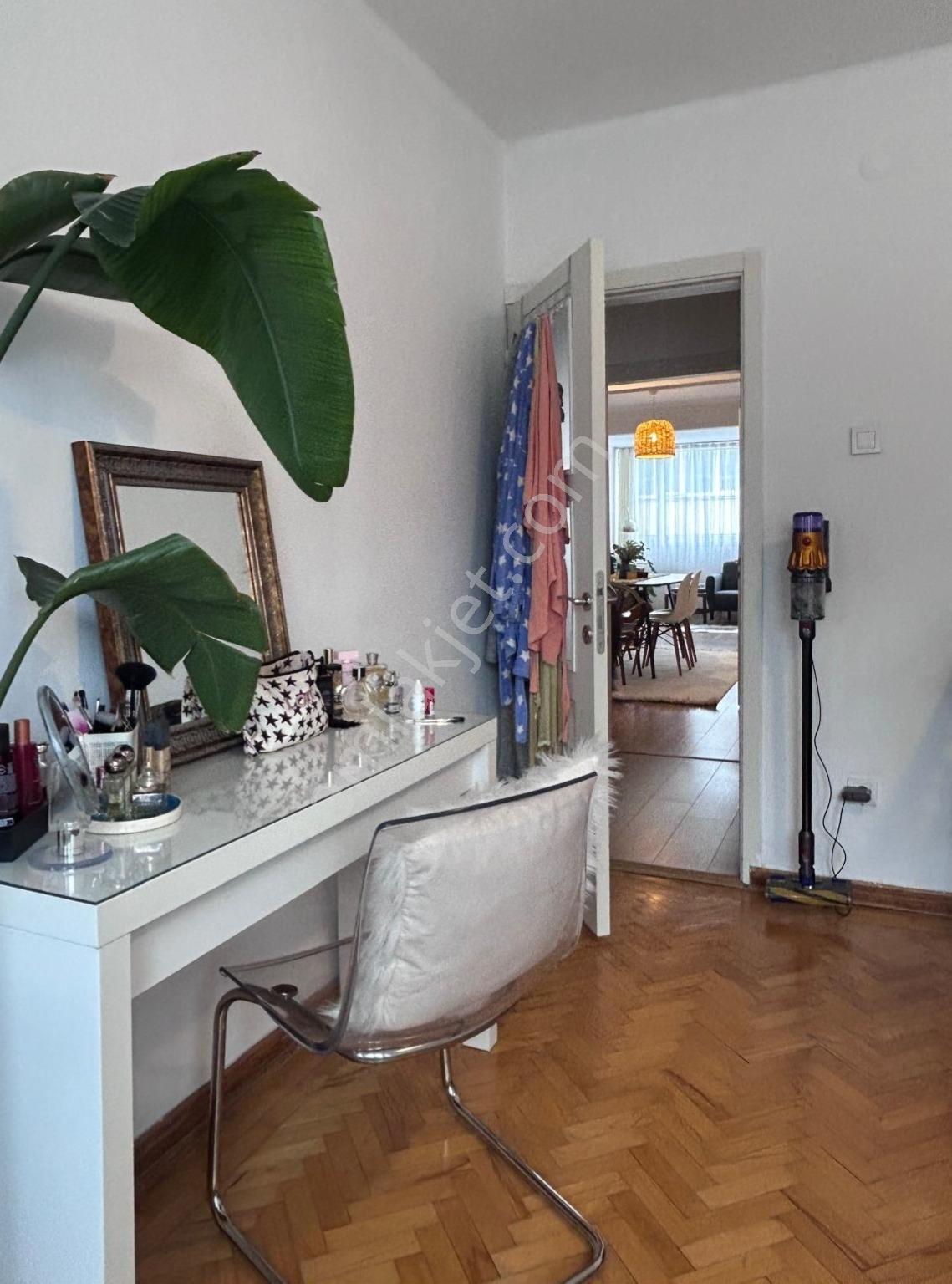 Şişli Rumeli Caddesine Komşu Itır Sokak Satılık 2+1 Daire - Görsel 8
