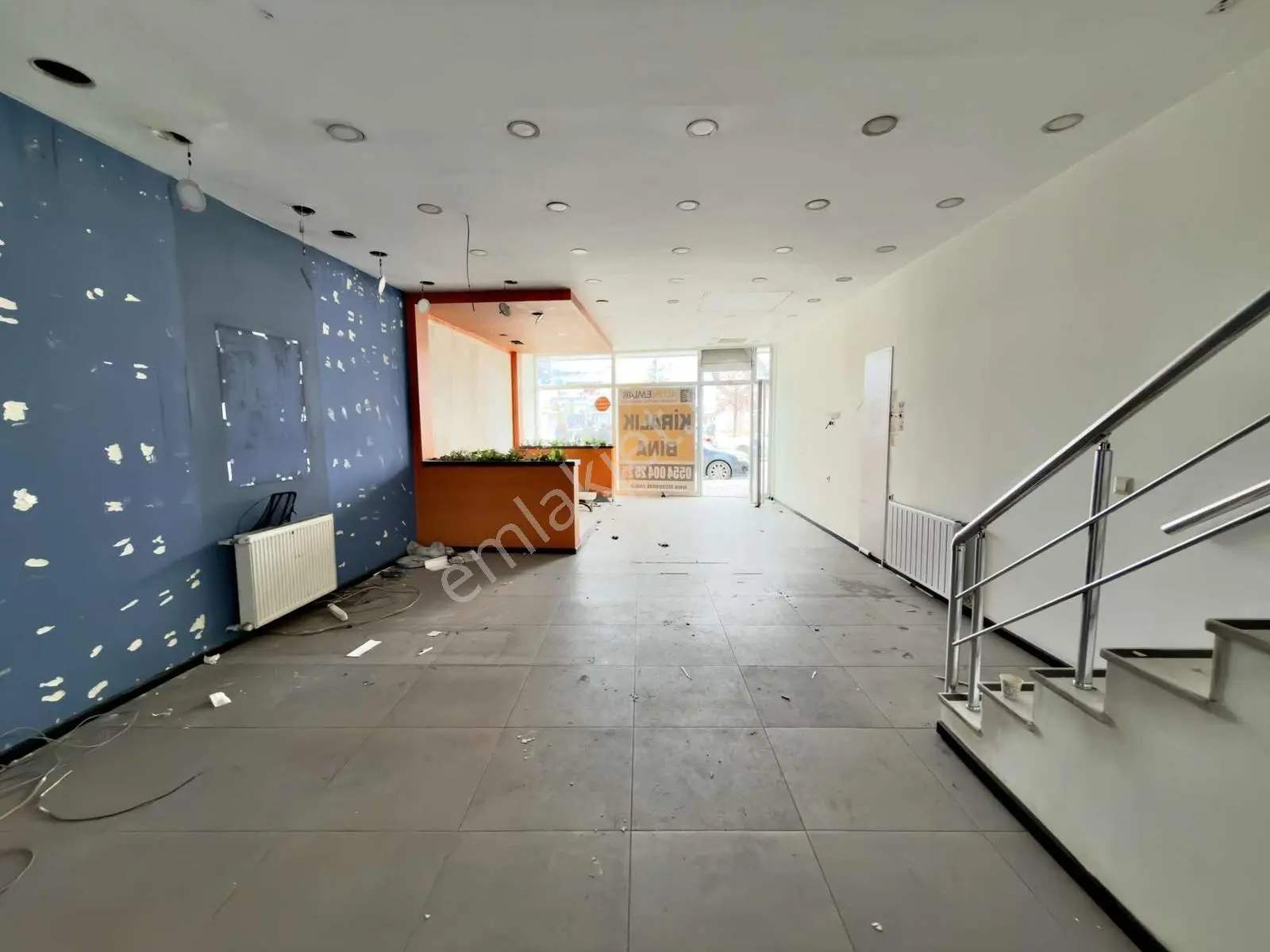 Altın Emlak'tan Cumhuriyet Caddesi'nde 6 Katlı Kiralık İş Yeri - Görsel 3