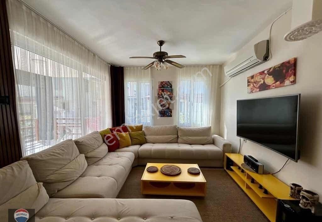 Kuşadası Pınarkent Sitesinde 4+1 Bahçeli Tripleks Villa |düşler Yakası Sahile 500 M | Yeni Tadilatl - Görsel 18