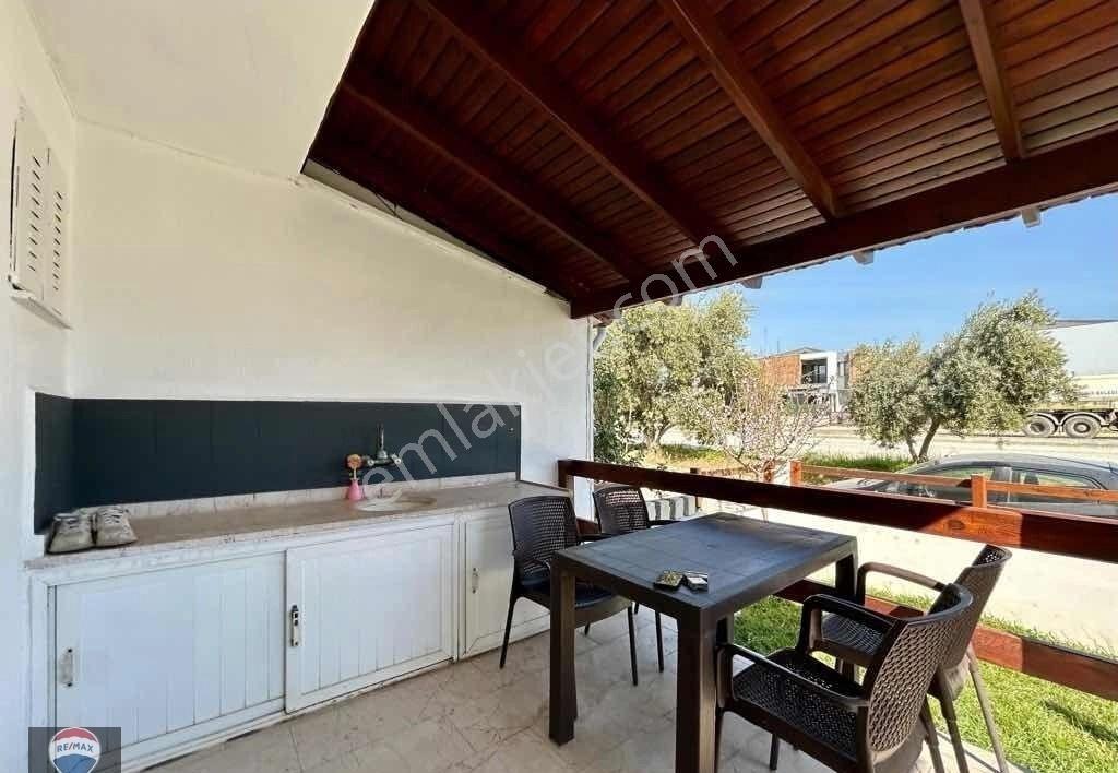 Kuşadası Pınarkent Sitesinde 4+1 Bahçeli Tripleks Villa |düşler Yakası Sahile 500 M | Yeni Tadilatl - Görsel 7