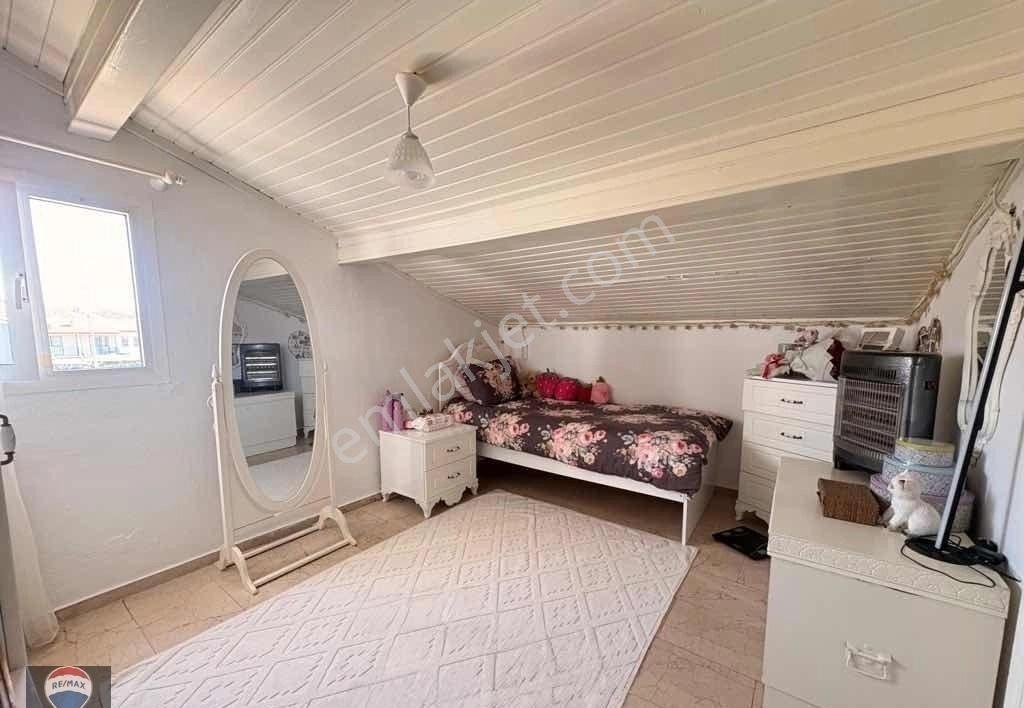 Kuşadası Pınarkent Sitesinde 4+1 Bahçeli Tripleks Villa |düşler Yakası Sahile 500 M | Yeni Tadilatl - Görsel 31