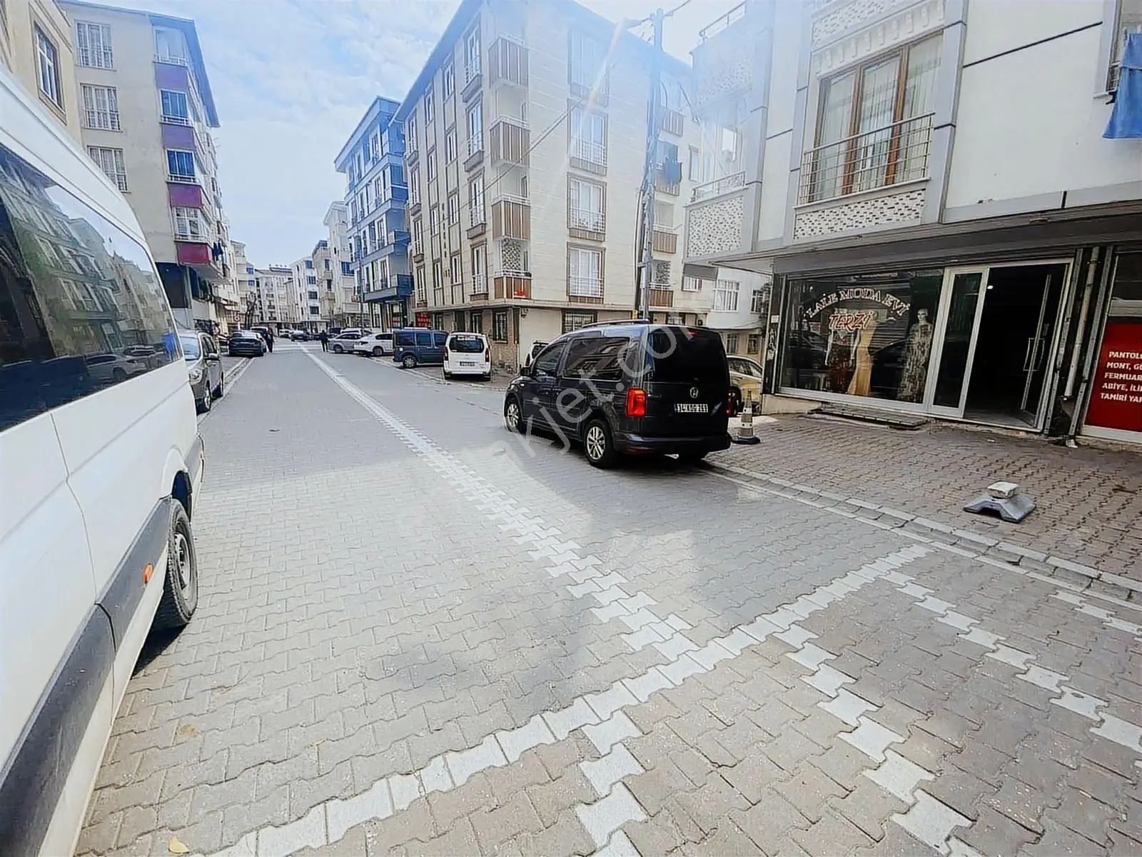 Üçevler Mahallesinde Kiralık Dükkan Ana Cadde Üzeri - Görsel 2