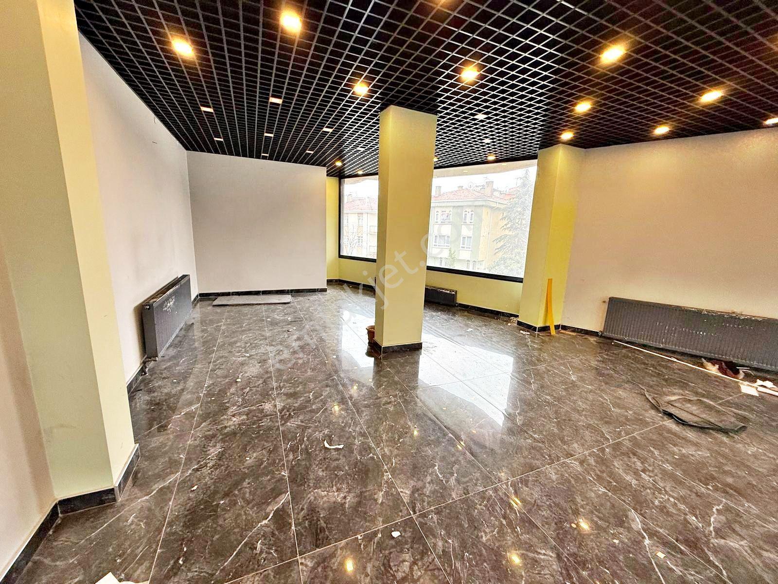 Kordonboyu Cadde Üzeri Her İşe Uygun 50m2 Kiralık Dükkan - Görsel 4
