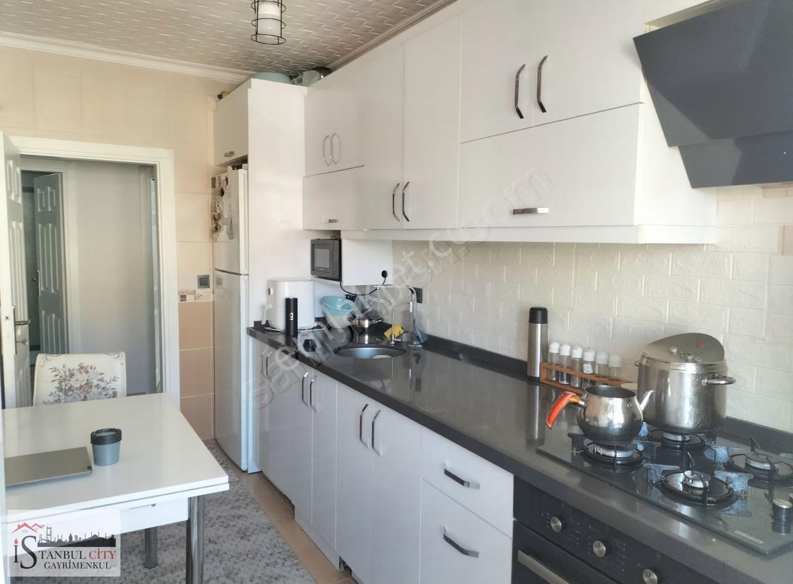 İstanbulcity Den Kirazlı Metreye Yakın Satılık Ara Kat 2+1 Daire - Görsel 14