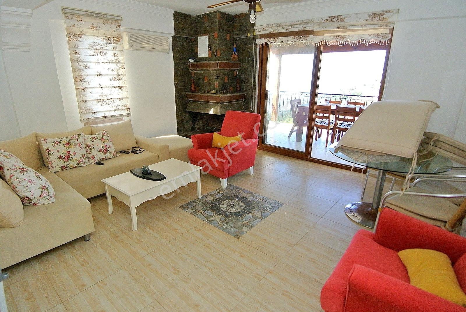 Mayakoyu Denize Sıfır Sitede Tam Cephe Manzaralı Havuzlu Villa - Görsel 24