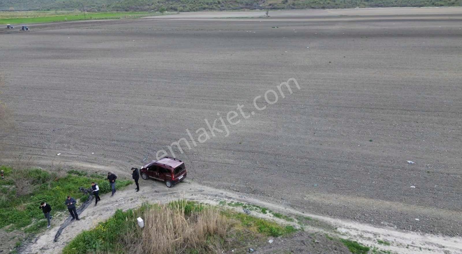 Dostlardan Gölmarmarada Satılık 300 Dönüm Verimli Arazi - Görsel 16