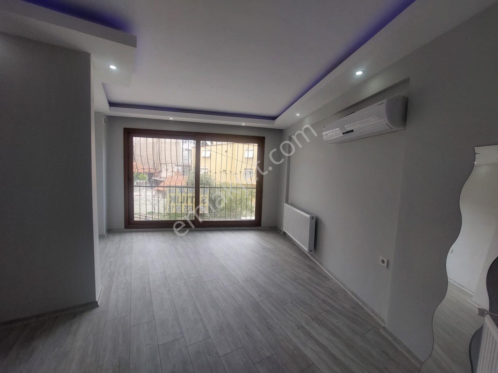 Naldöken,izban, Anadolu Caddesine Yakın 3+1 Satılık Daire