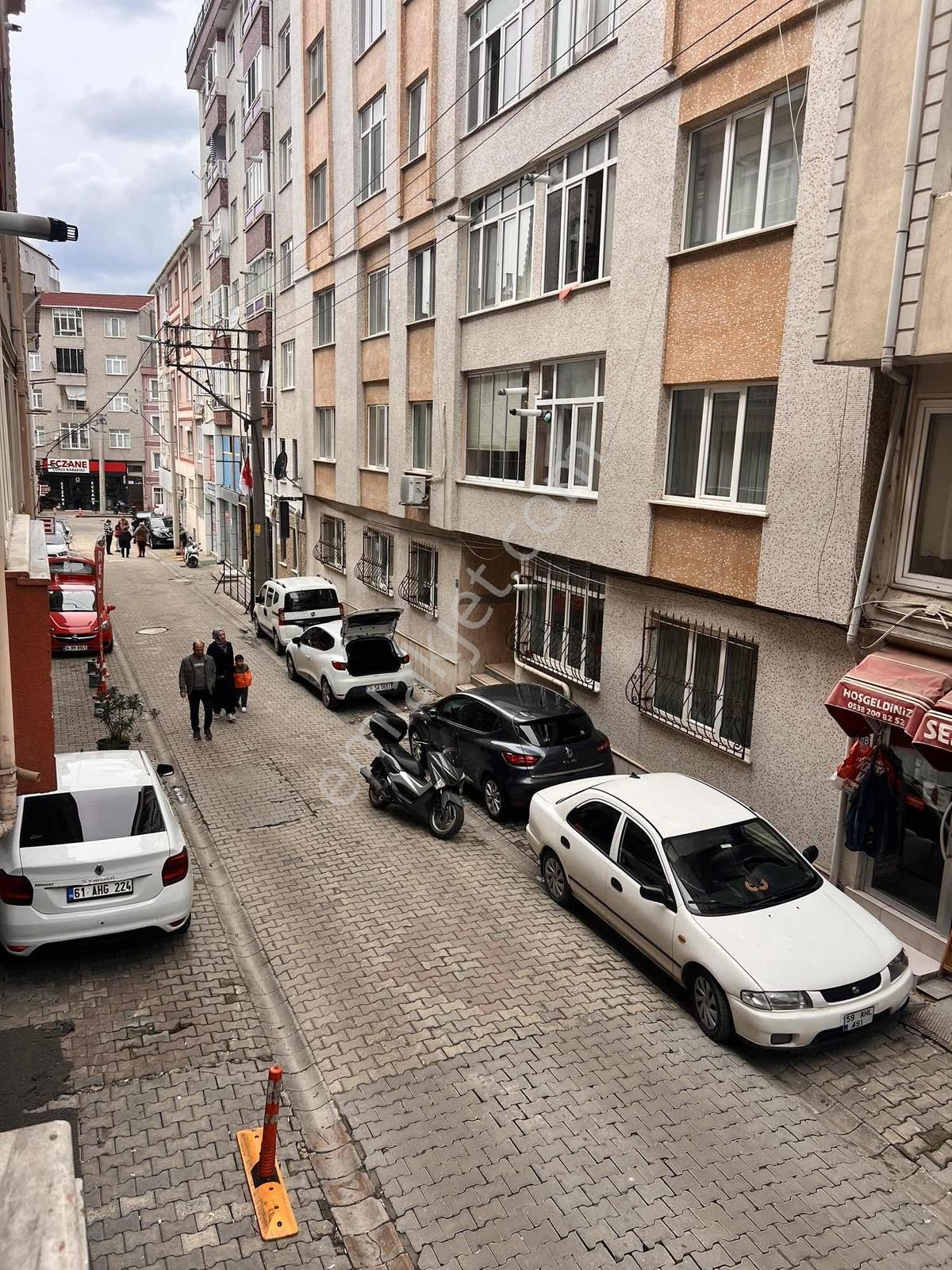 Reşadiye Mahallesinde Merkezi Konumda 2+1 Kiralık Daire - Görsel 4