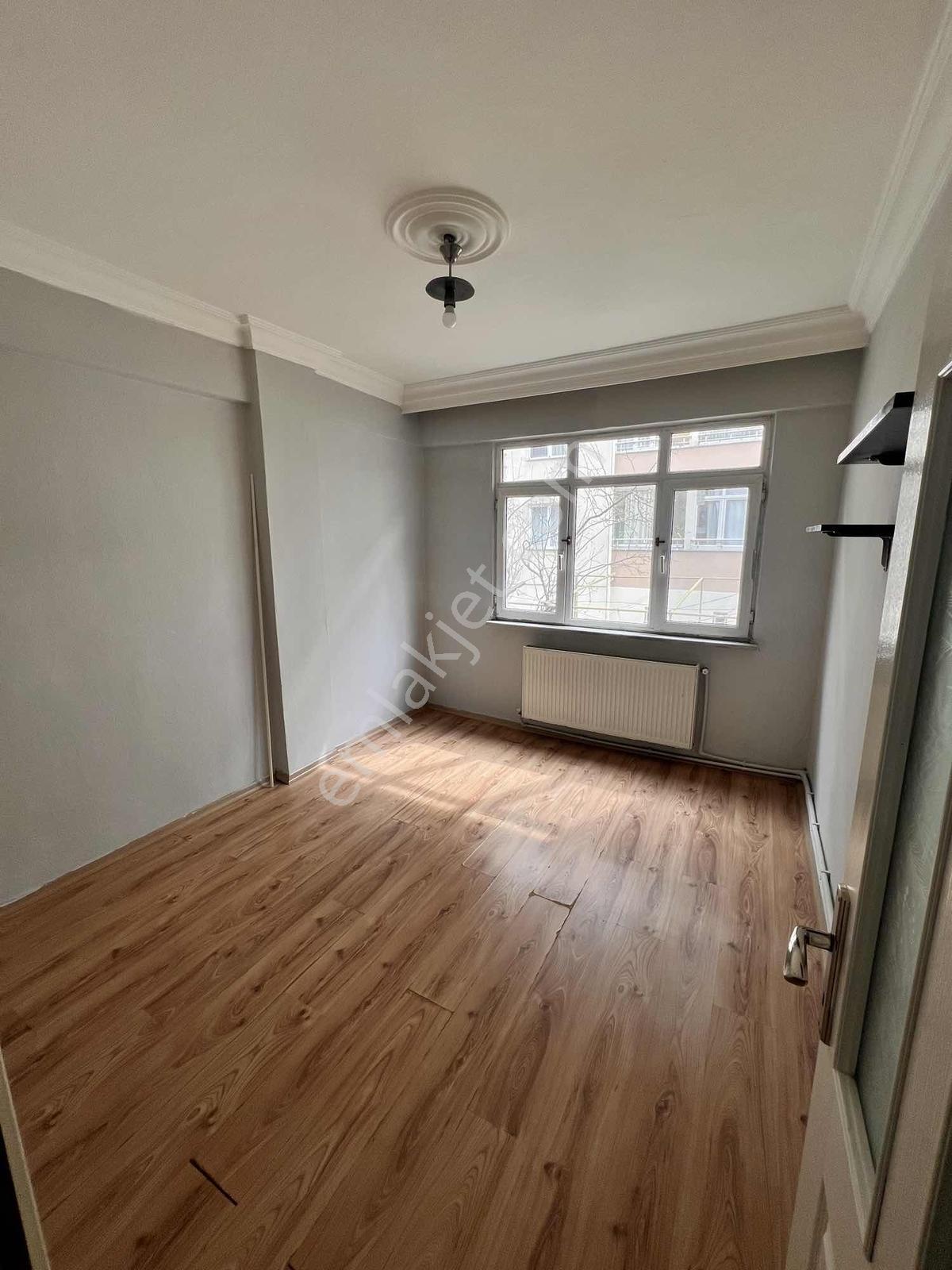 Reşadiye Mahallesinde Merkezi Konumda 2+1 Kiralık Daire - Görsel 6